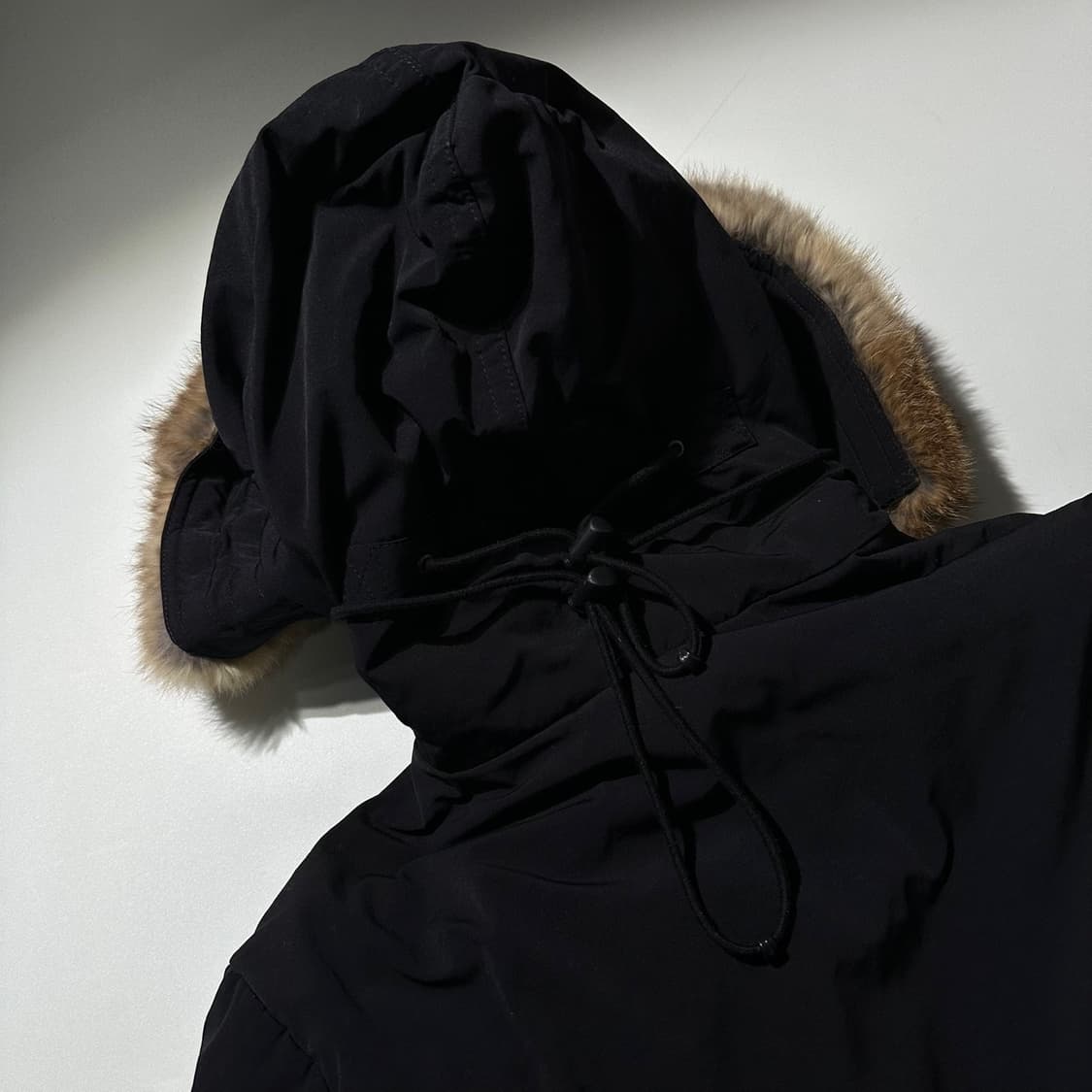 CP컴퍼니 노르지 고글 덕다운 패딩 블랙 상품이미지8