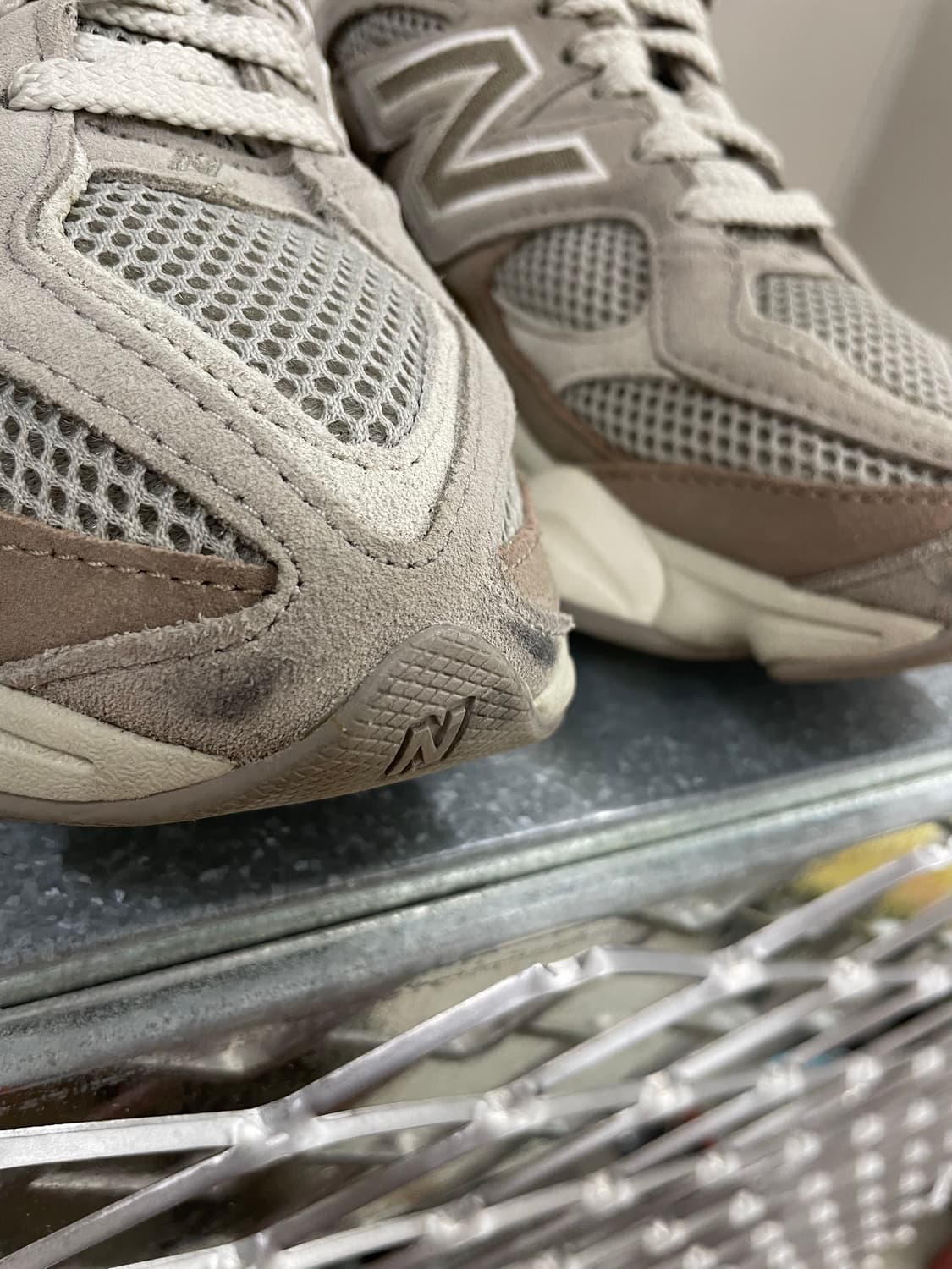 뉴발란스 9060 머쉬룸 애리드 스톤 220 상품이미지8
