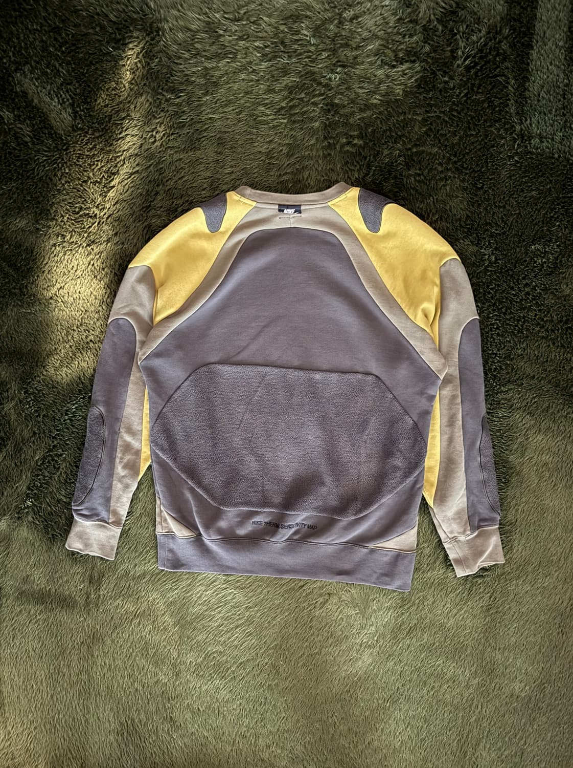 [L] 나이키 NSW 바디맵 패널 디테일 스웻셔츠 상품이미지8