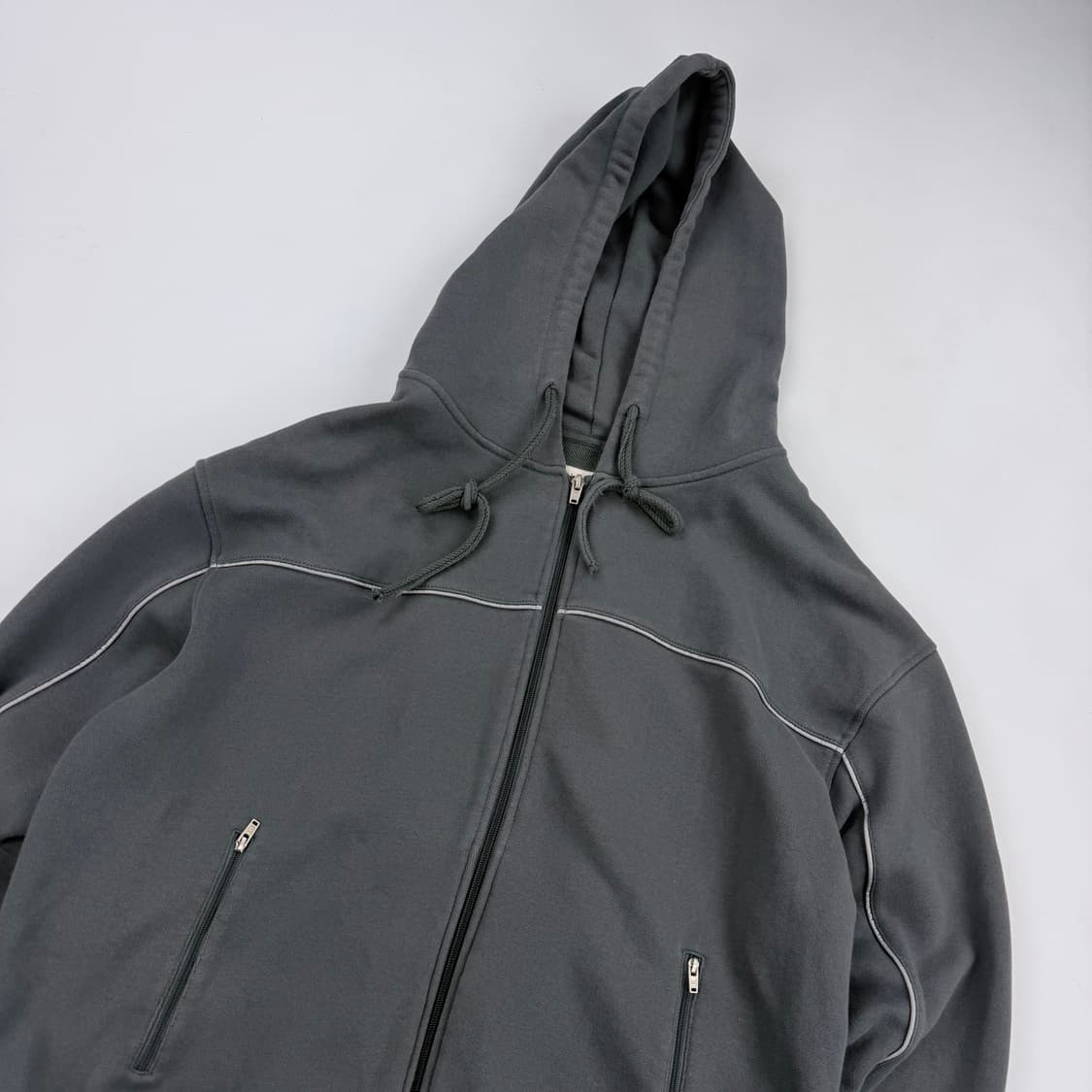 마뗑킴 아플리케 파이핑 후드집업 상품이미지2