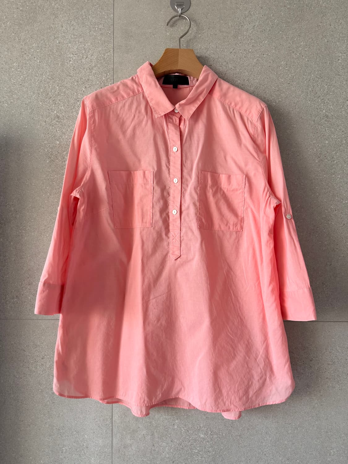 Untitled 여성 핑크 셔츠 작은 카라 8부소매 롤업 가능 상품이미지1