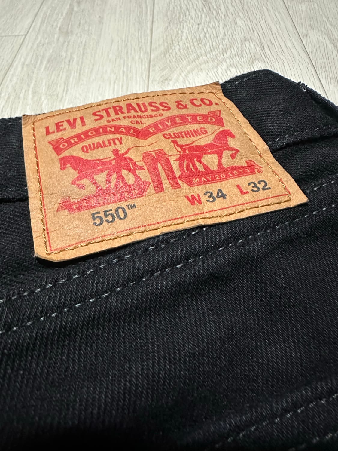 리바이스 550 블랙진 상품이미지1