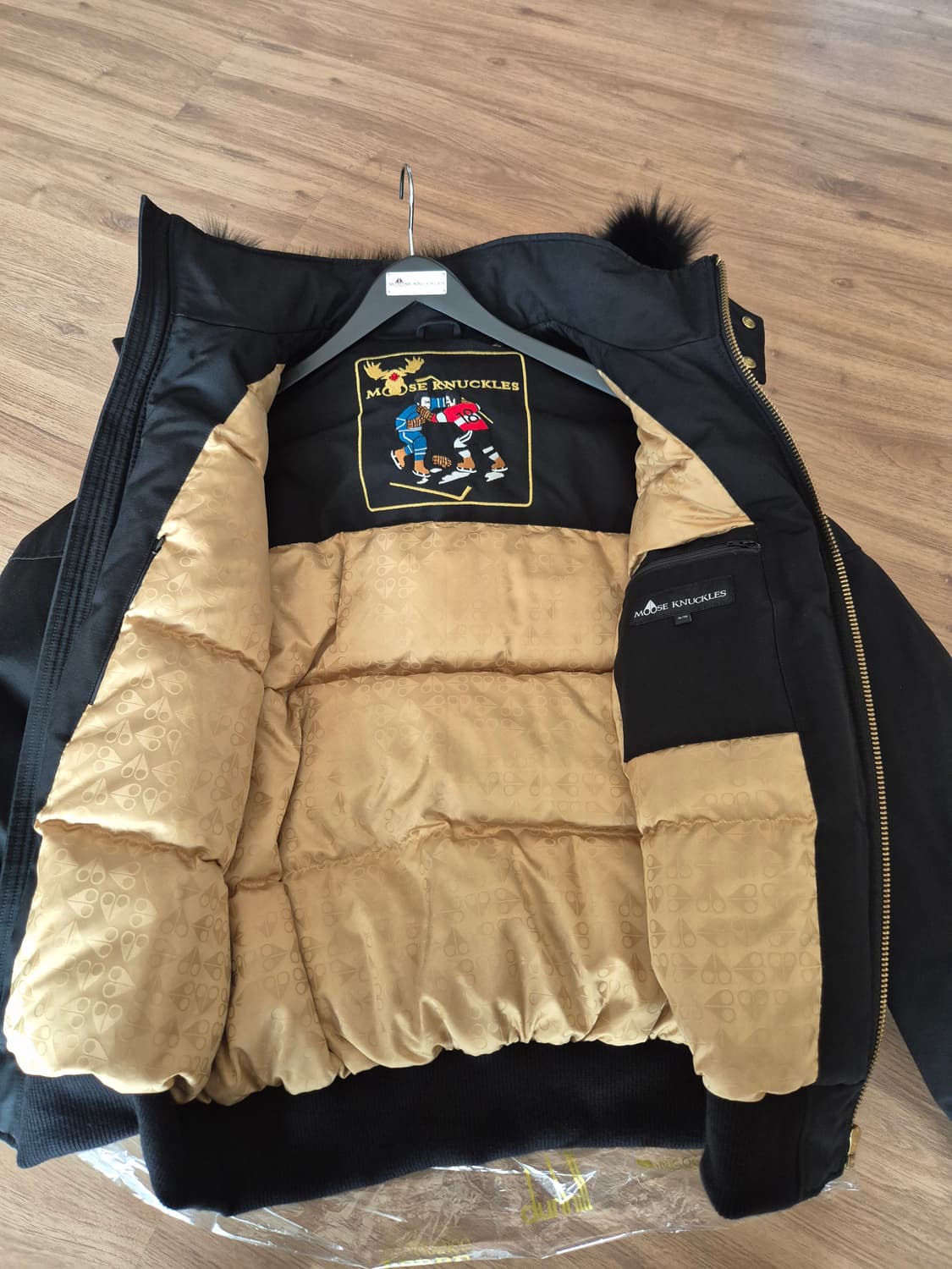 무스너클 패딩 금장 xl 상품이미지6