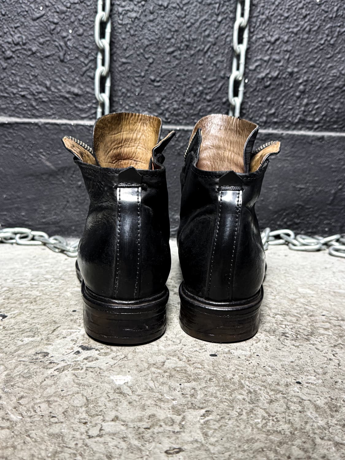 AS 98 – Front Zip Leather Ankle Boots   상품이미지7