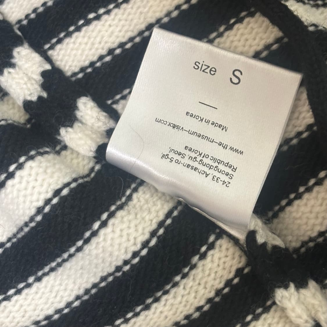 더뮤지엄비지터 후드집업  상품이미지5