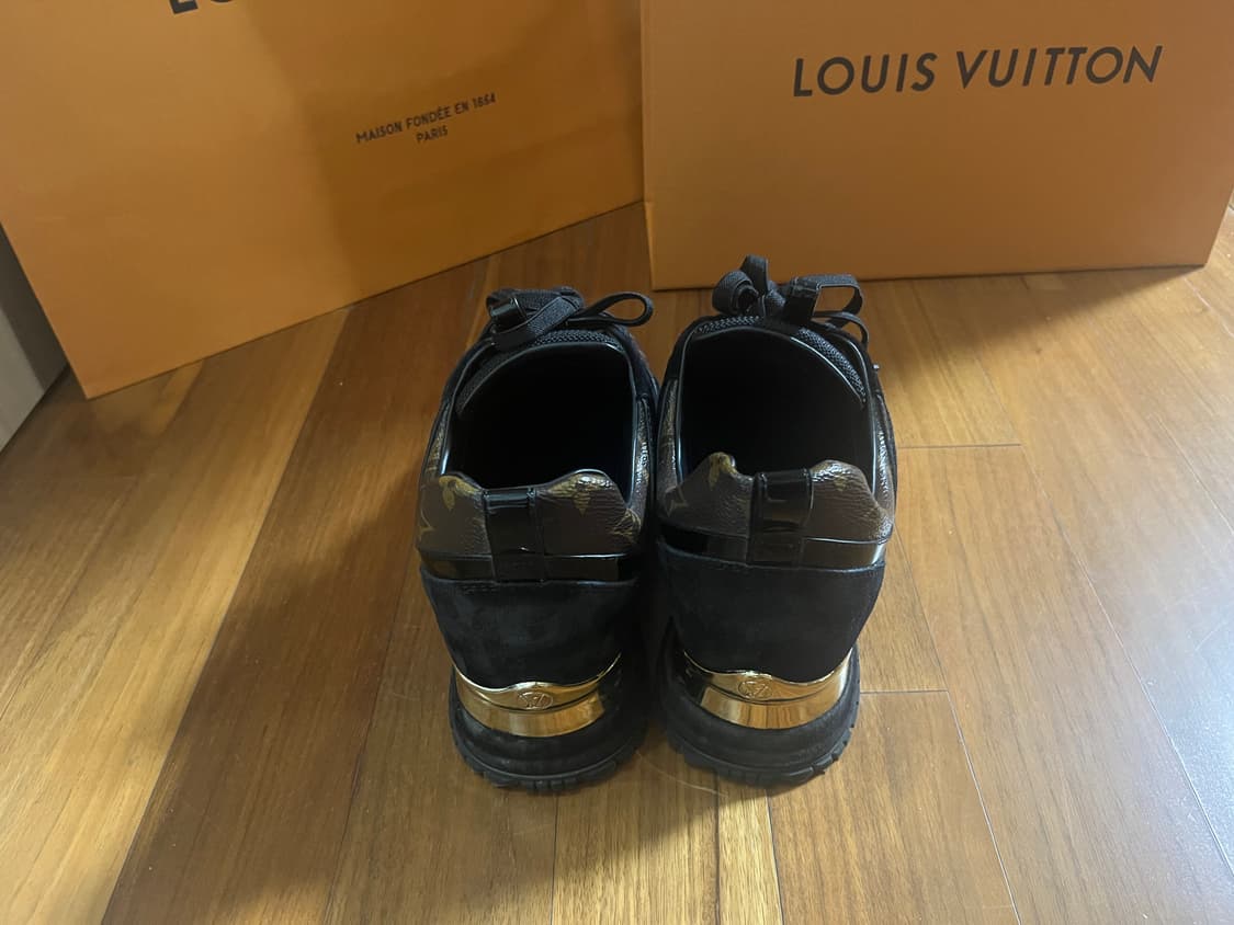 louis vuitton 루이비통 런어웨이 스니커즈 36 상품이미지4