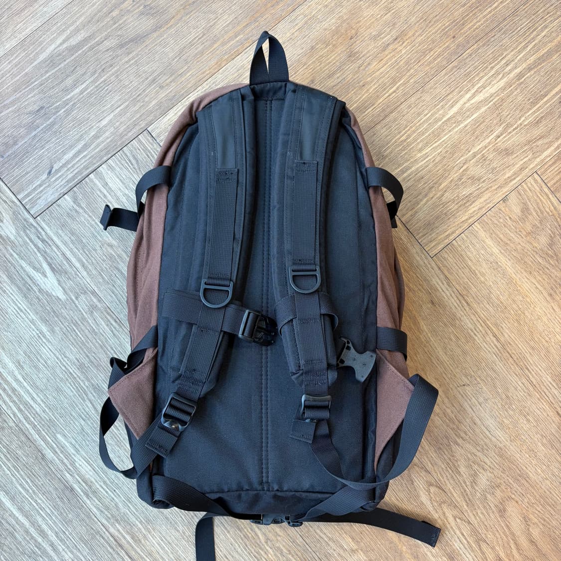 N64. 그레고리구로고 브라운 백팩 새상품 상품이미지2