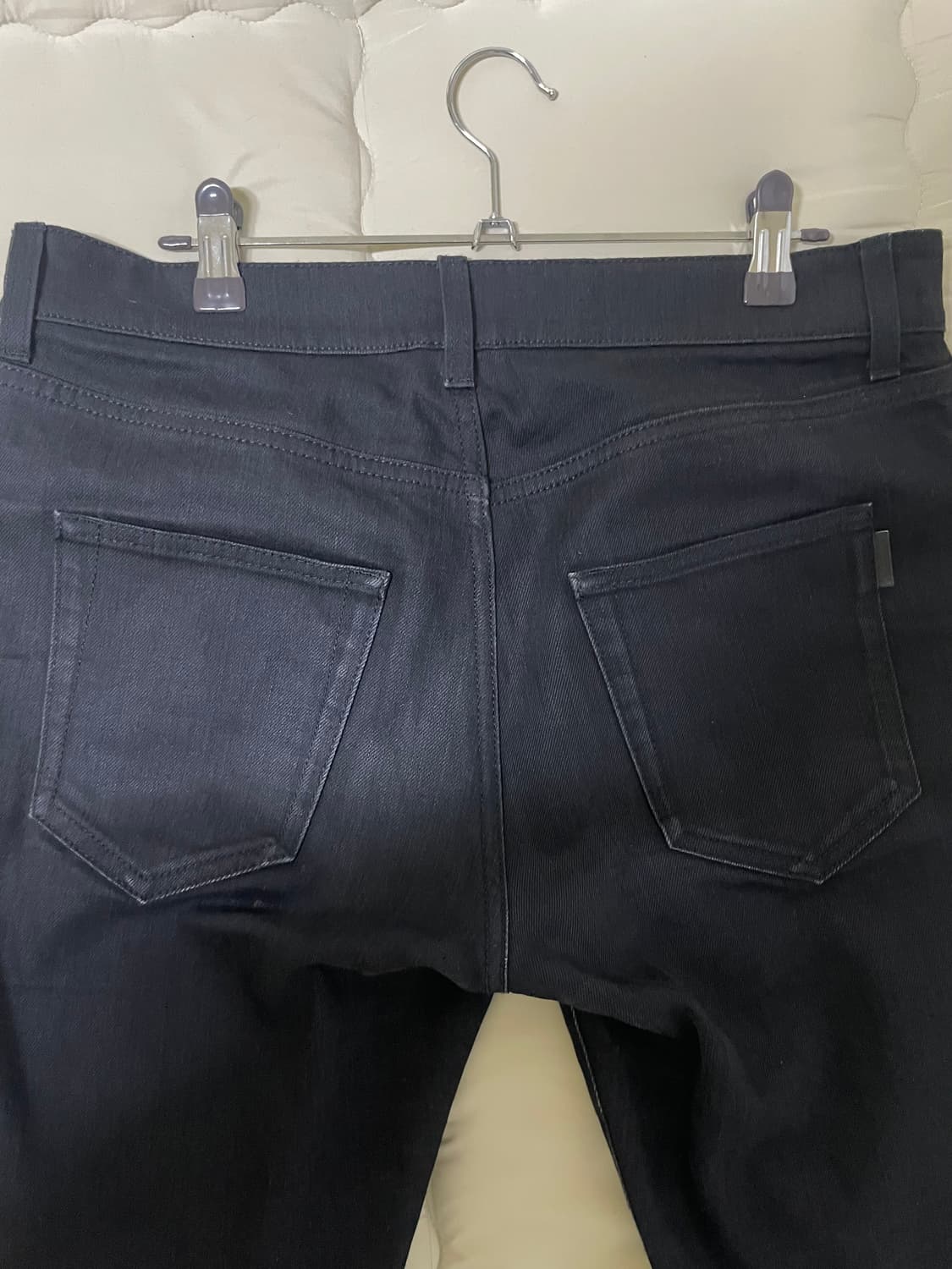 생로랑 D02 블랙진 상품이미지4