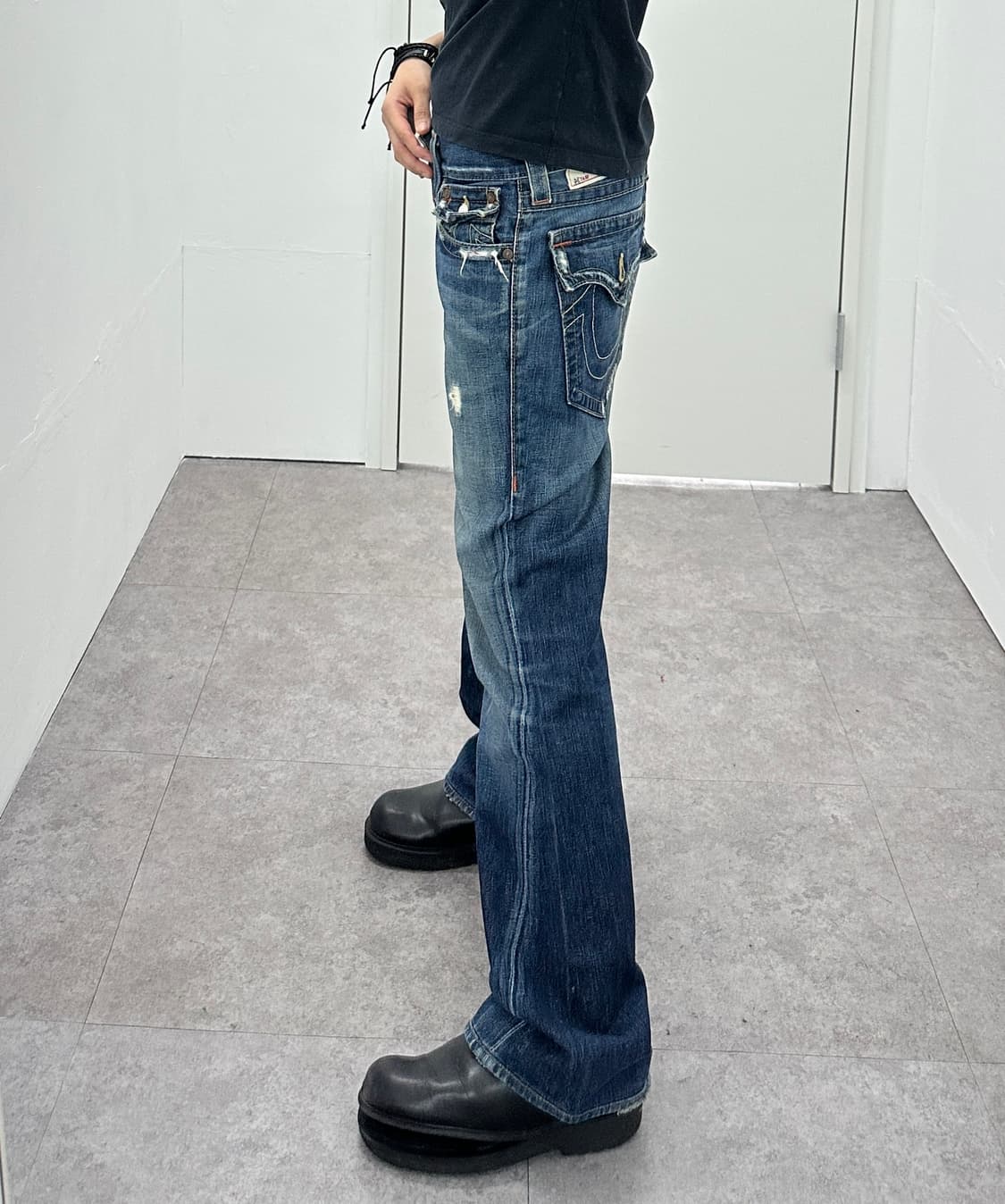 TRUE RELIGION world tour joey flare jean 상품이미지1