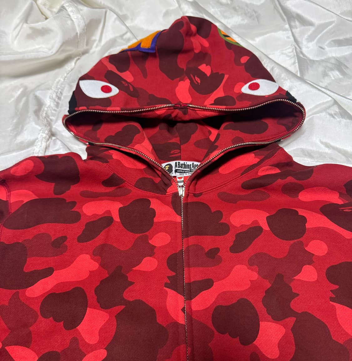 베이프 컬러 카모 샤크 풀 집업 후드 레드 상품이미지4