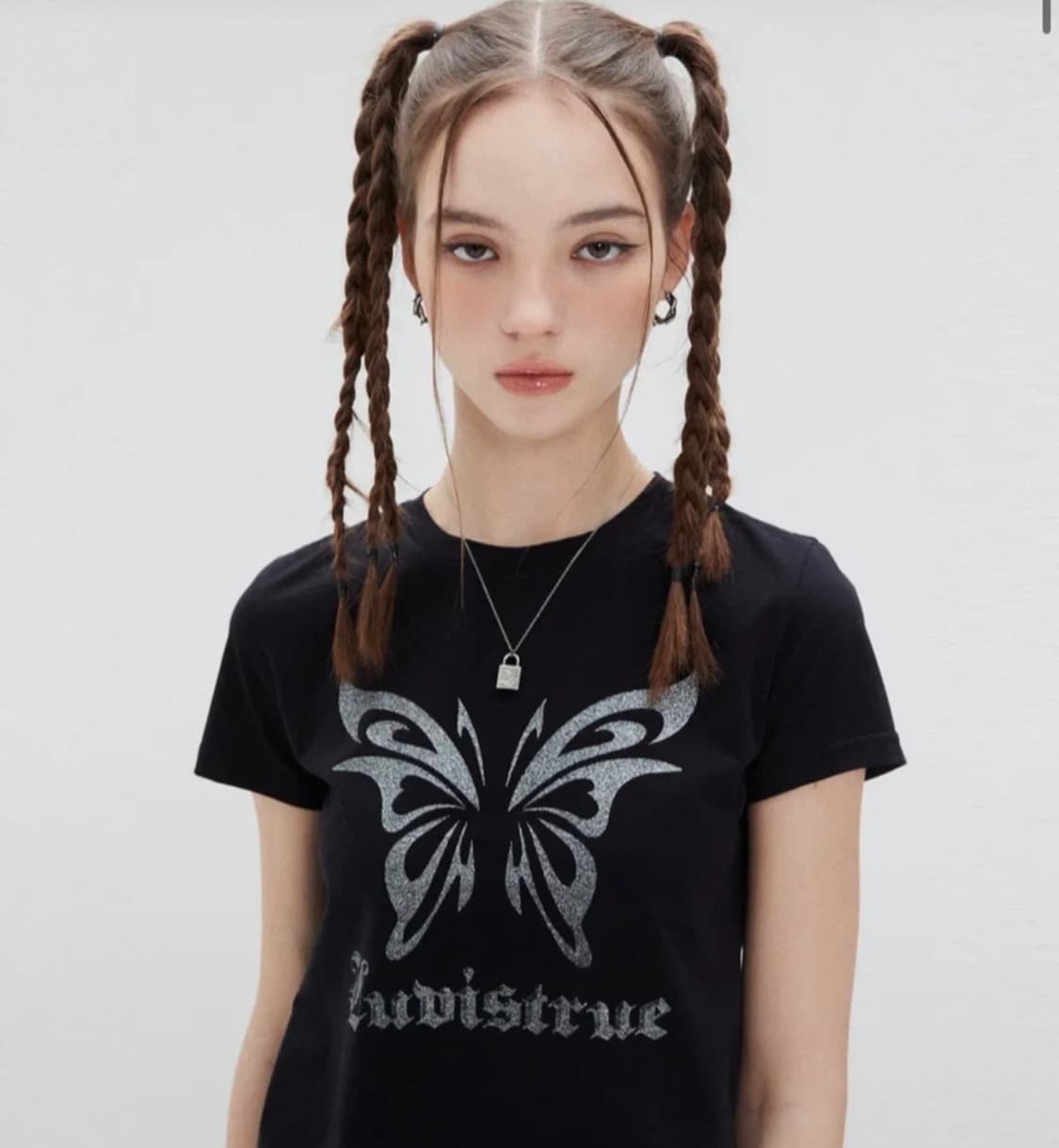러브이즈트루 BUTTERFLY TEE 상품이미지1