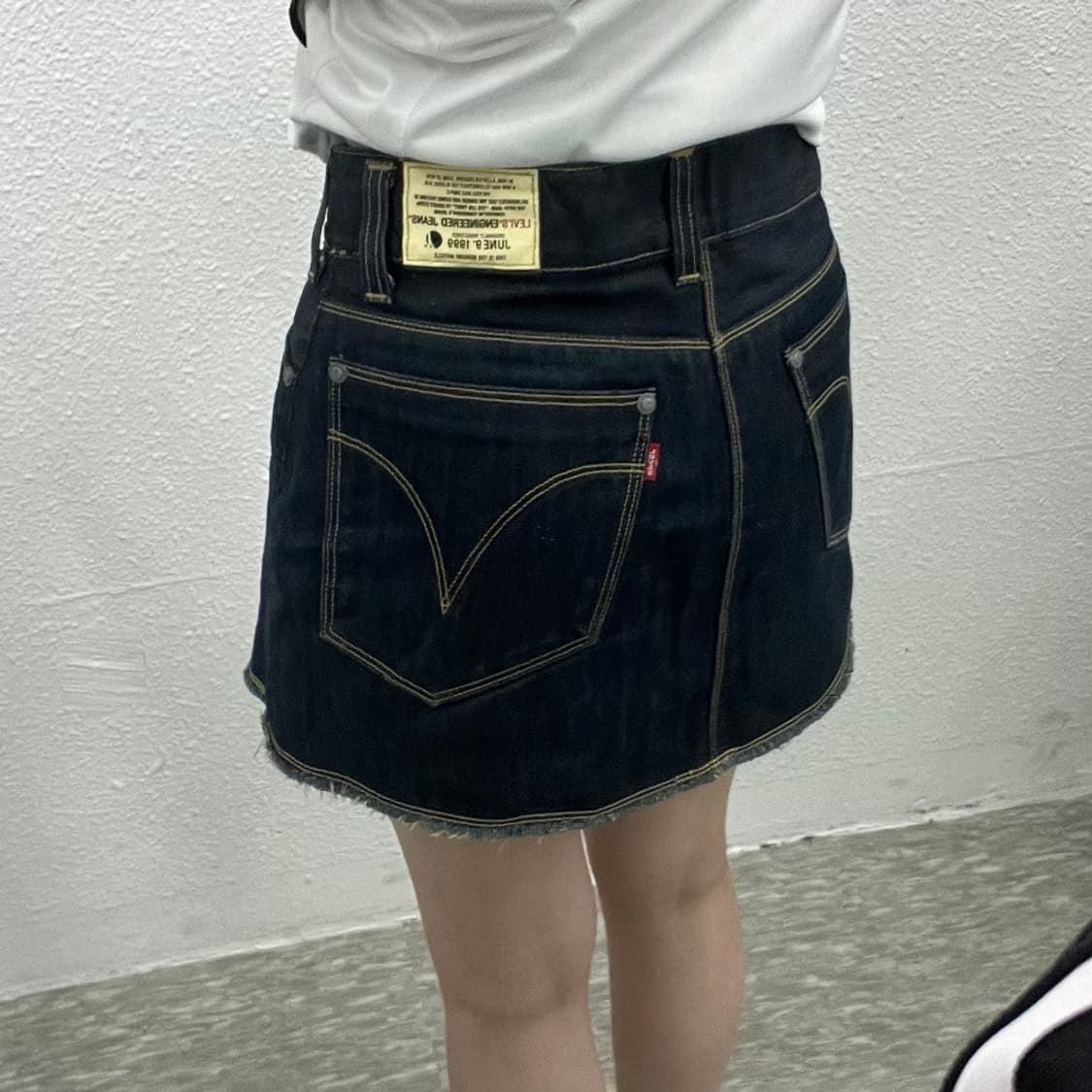 리바이스 00's 엔지니어드 스티치 데님 미니스커트 28 상품이미지5