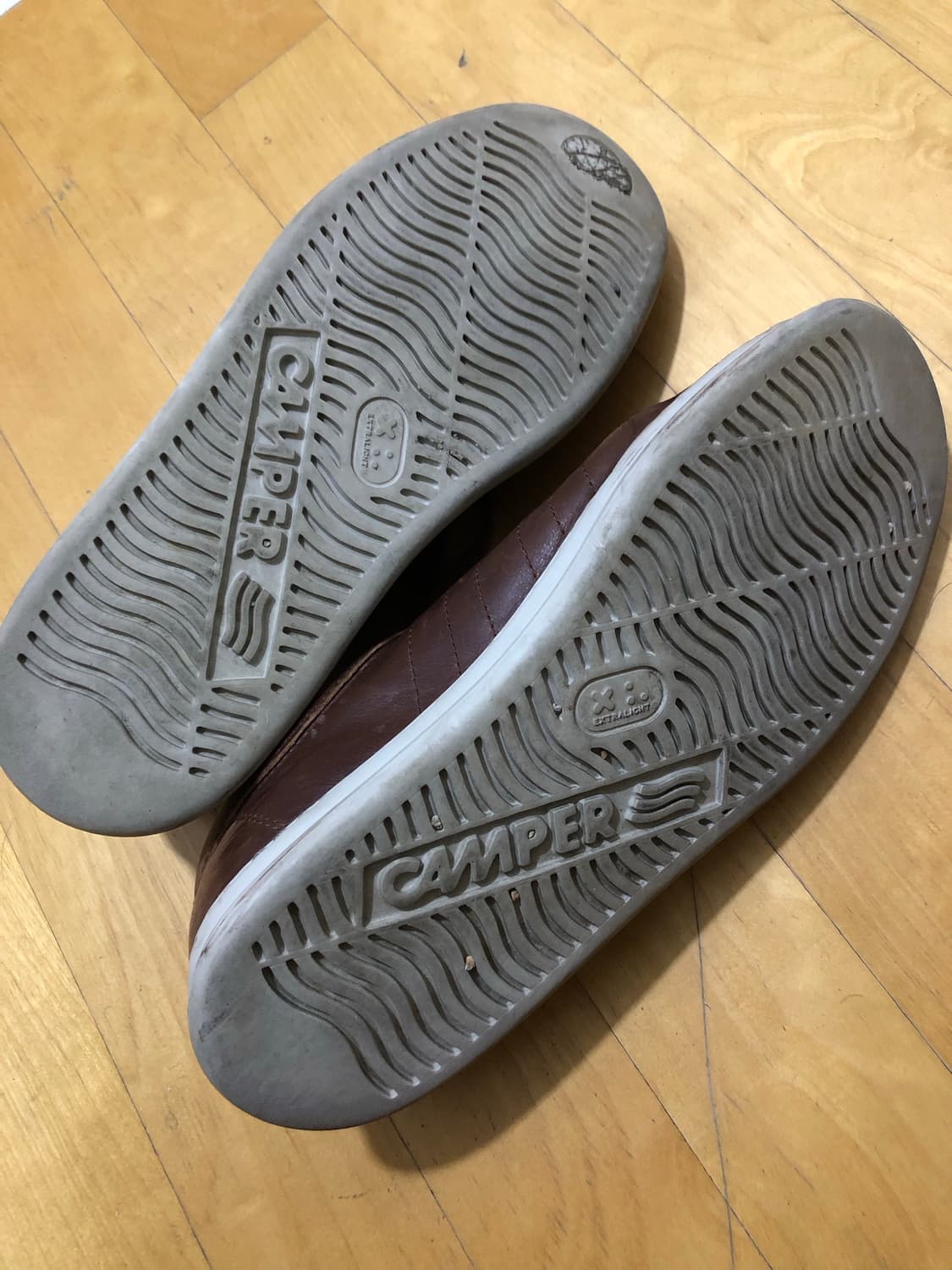 캠퍼 러너 포 레더 스니커즈 브라운 270 상품이미지8