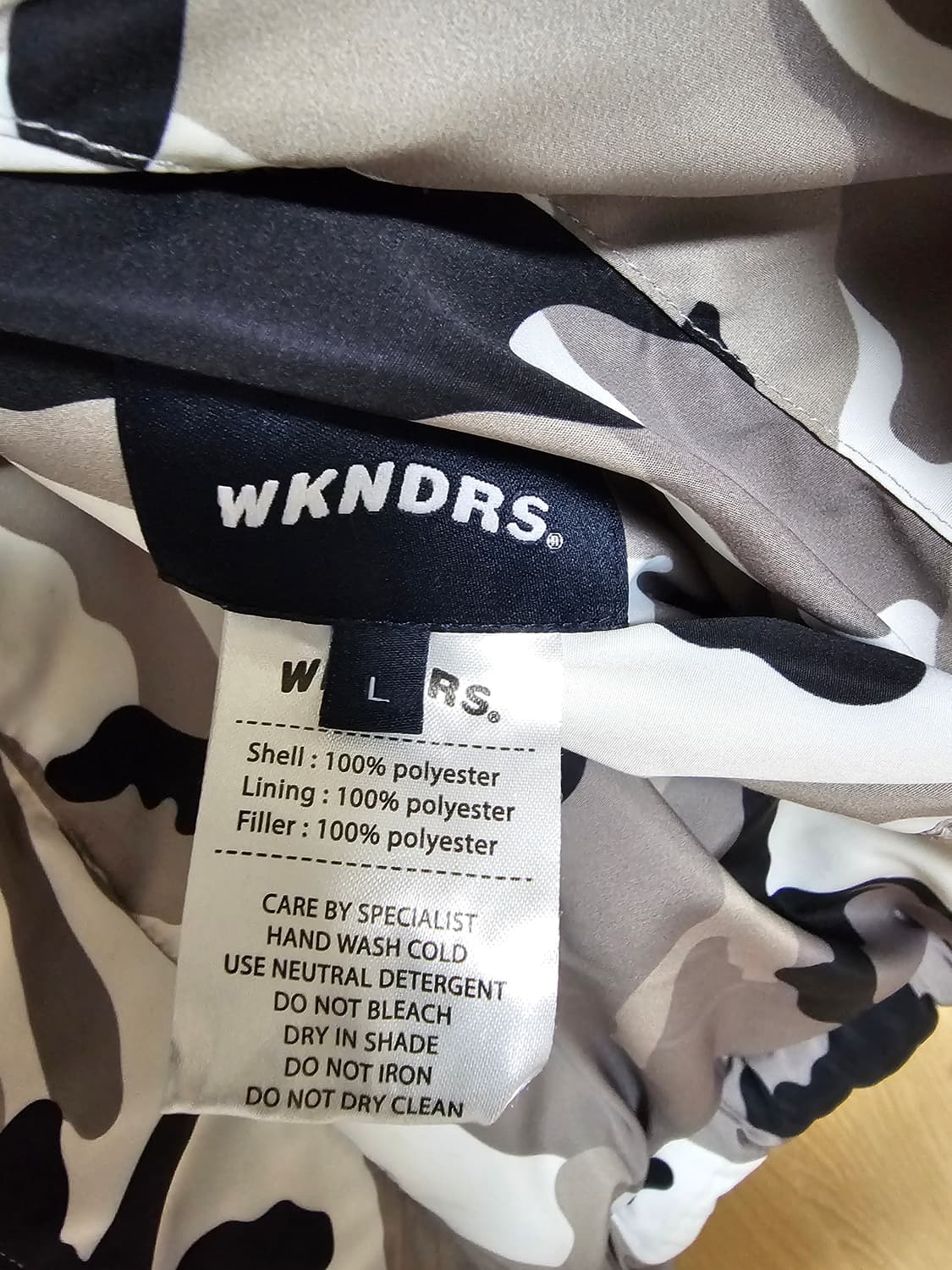 위캔더스 카모 리버시블 패딩 L 상품이미지4