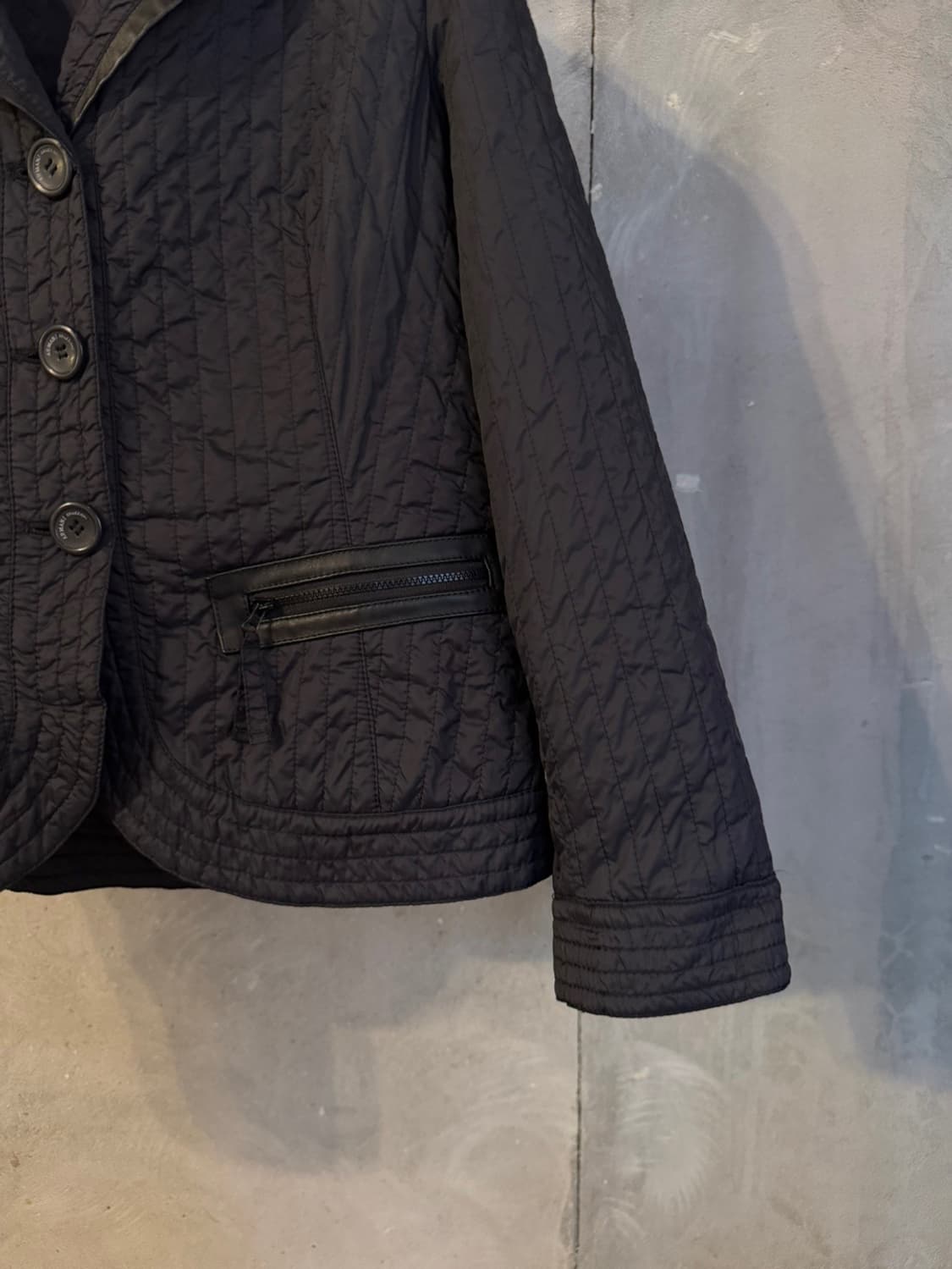 아르마니 꼴레지오니 퀼팅 자켓 55 상품이미지5