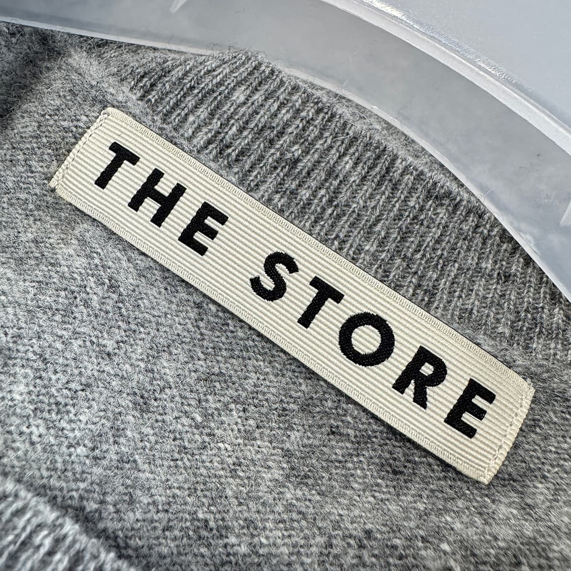 폼더스토어 레터링 울100 니트 상품이미지2