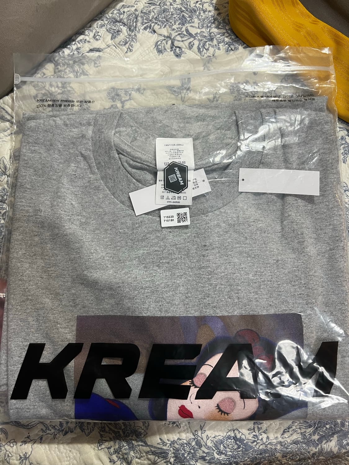 슈프림 스노우화이트 티셔츠 XXL 상품이미지1