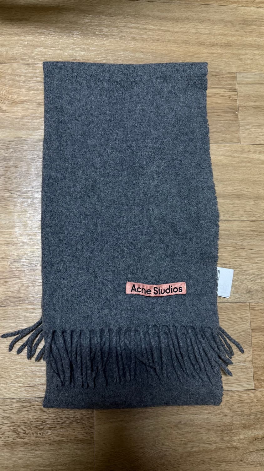 아크네 스튜디오 머플러 그레이 상품이미지2