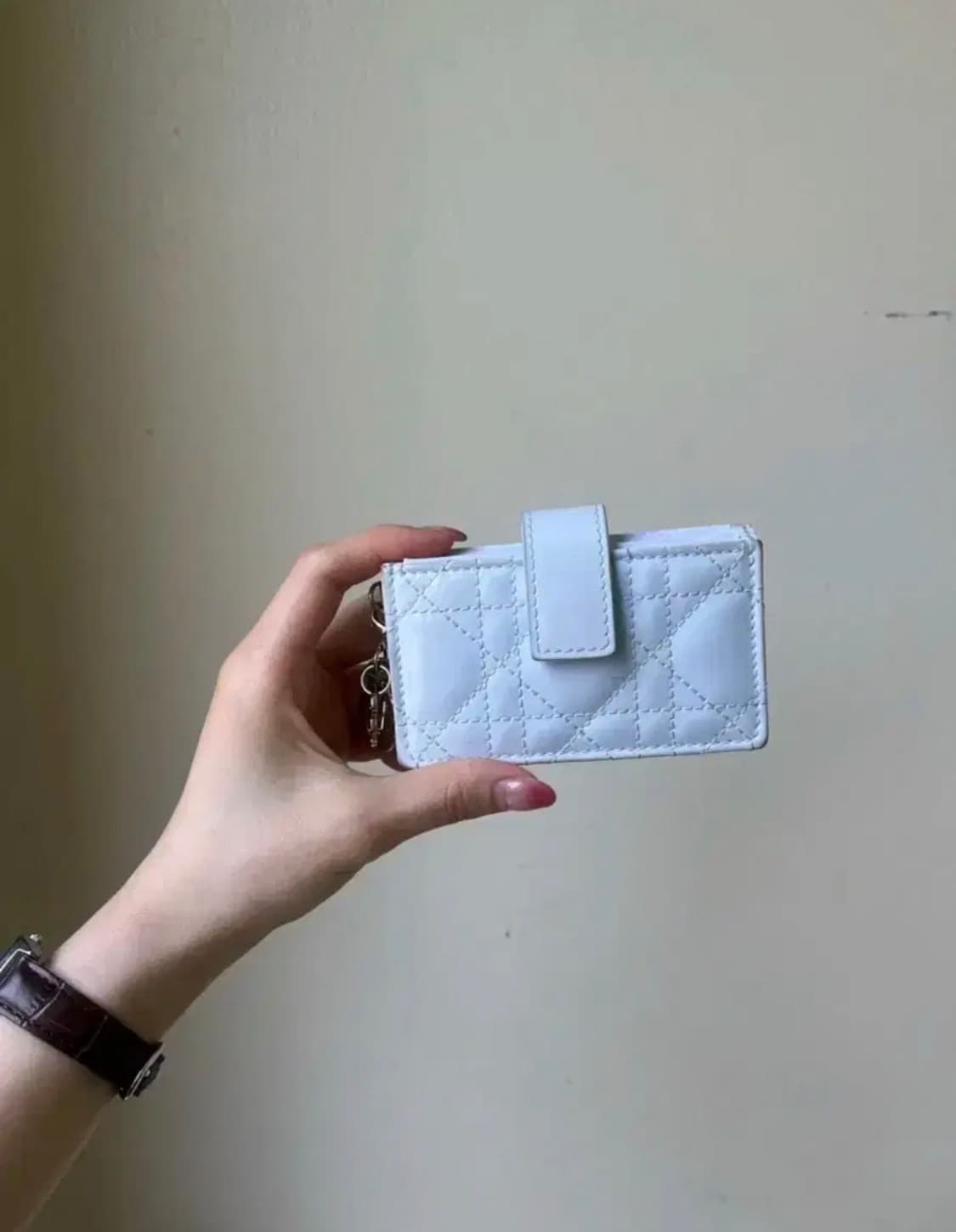 디올 아코디언 지갑 스카이블루 상품이미지2