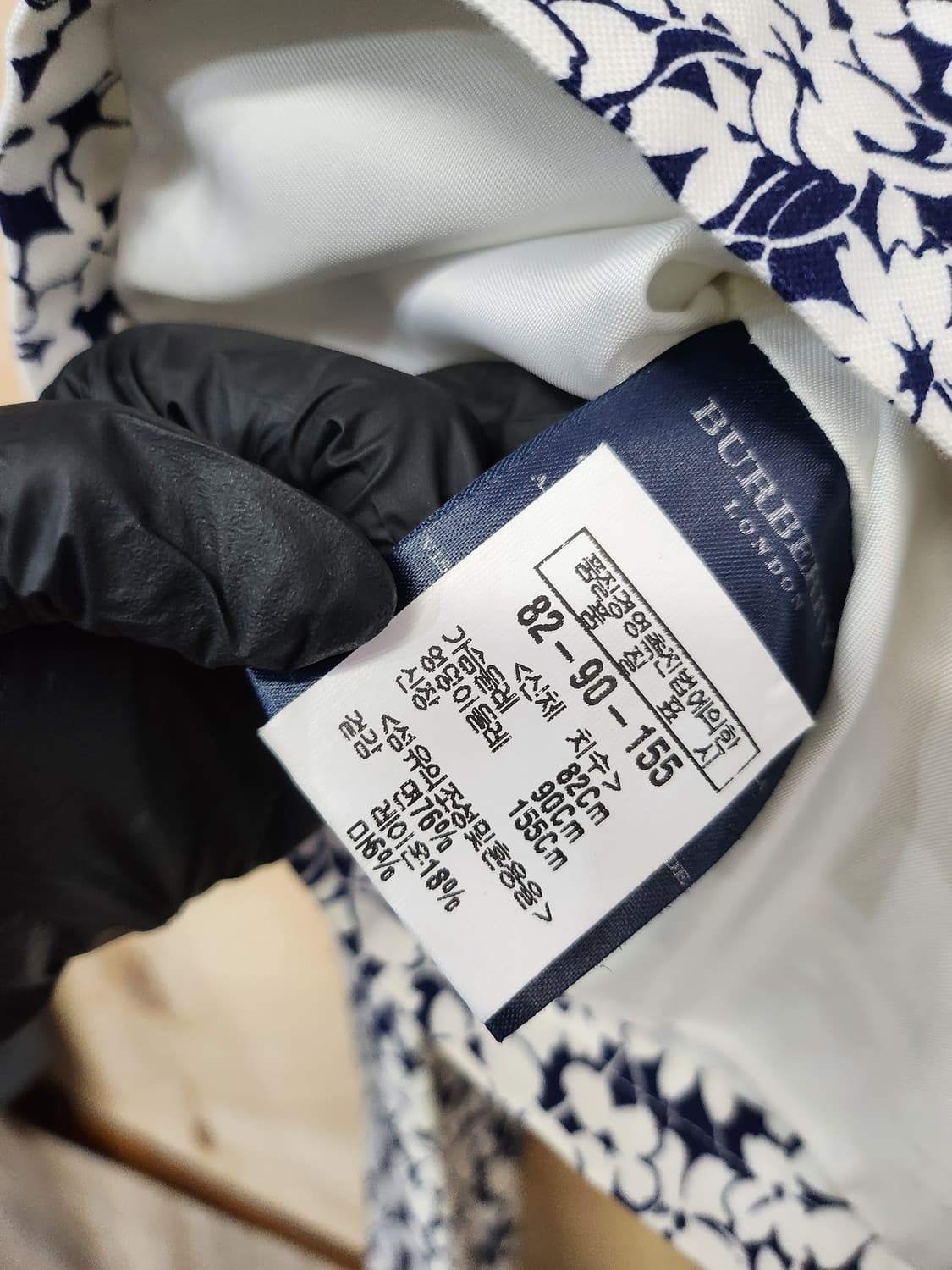 824) 버버리 플라워 프린트 여성 자켓 상품이미지7