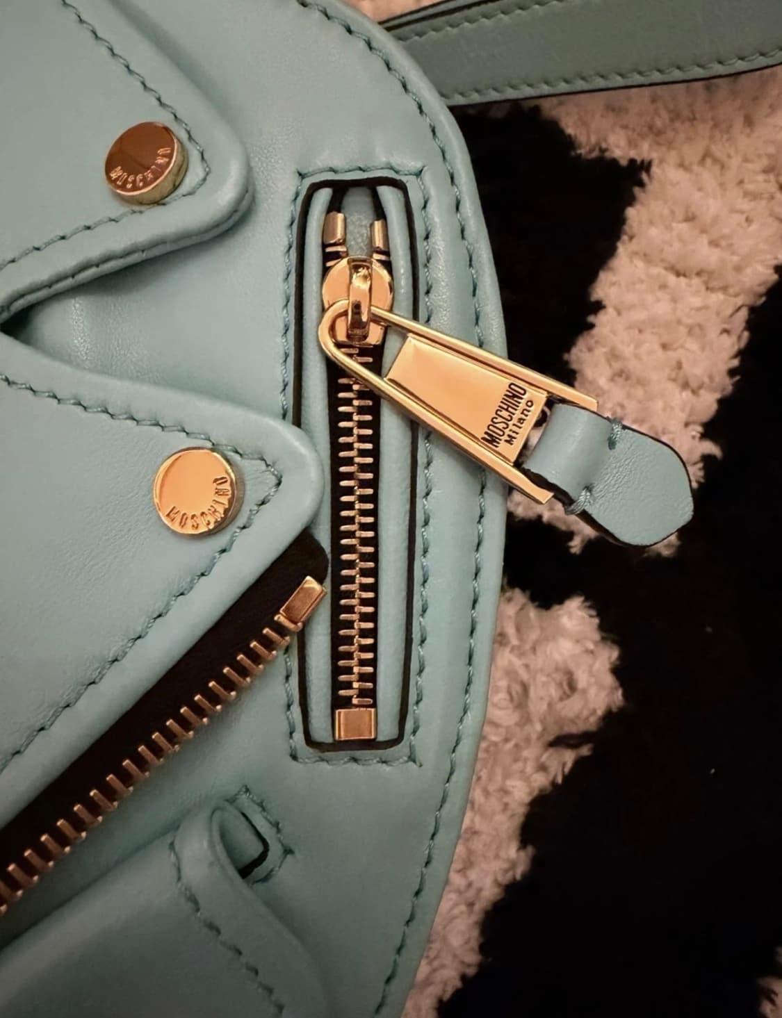 모스키노 바이크백 스카이블루 색상 상품이미지6