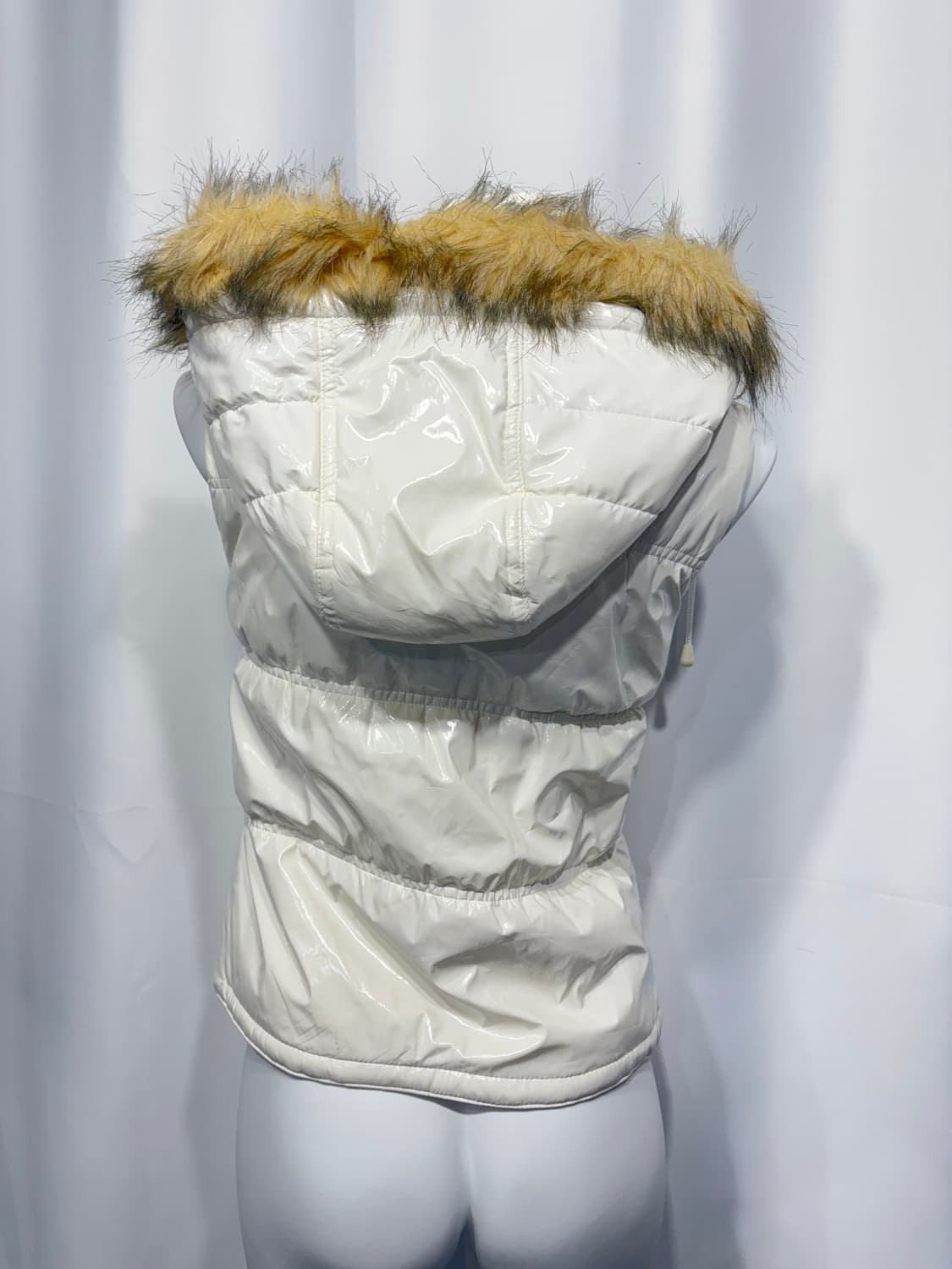 🎸화이트 글로시 패딩 조끼🎸 상품이미지7