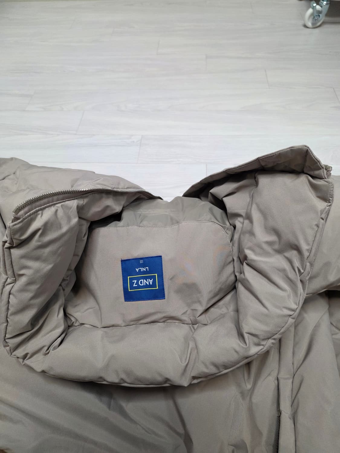 AND Z 패딩 점퍼 베이지 105 사이즈 상품이미지5