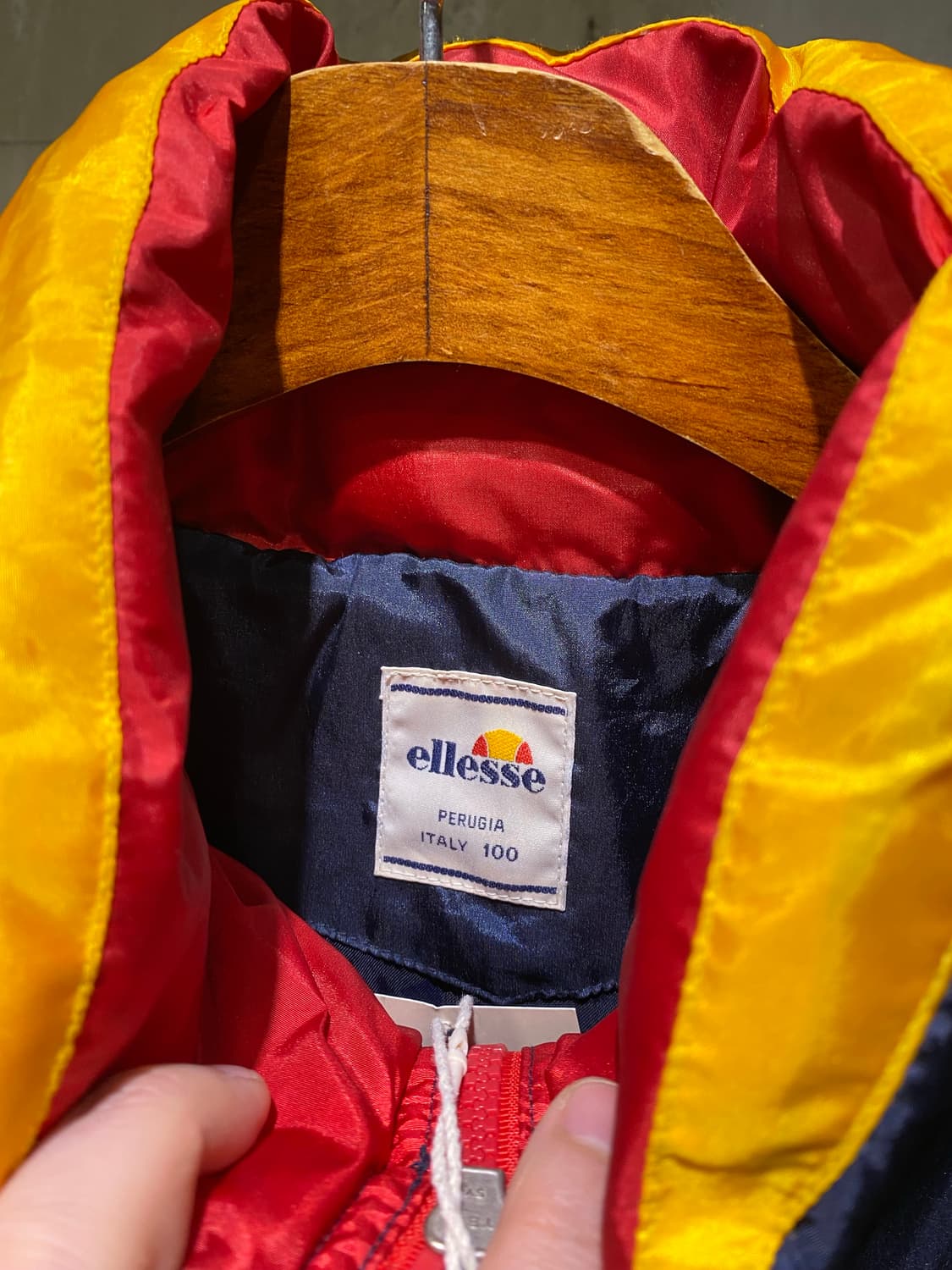 엘레쎄 구스다운 올드스쿨 패딩 상품이미지3