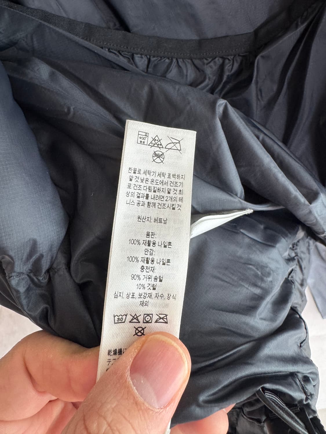 XL 24FW 파타고니아 피츠로이 블랙 다운 패딩 후드 상품이미지5