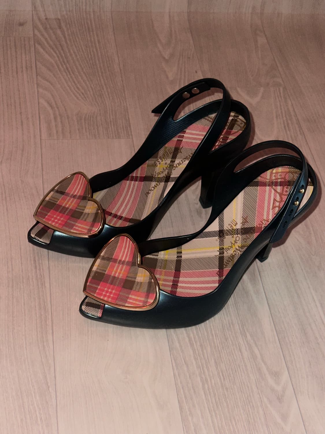 비비안웨스트우드 235 체크 젤리슈즈 상품이미지2