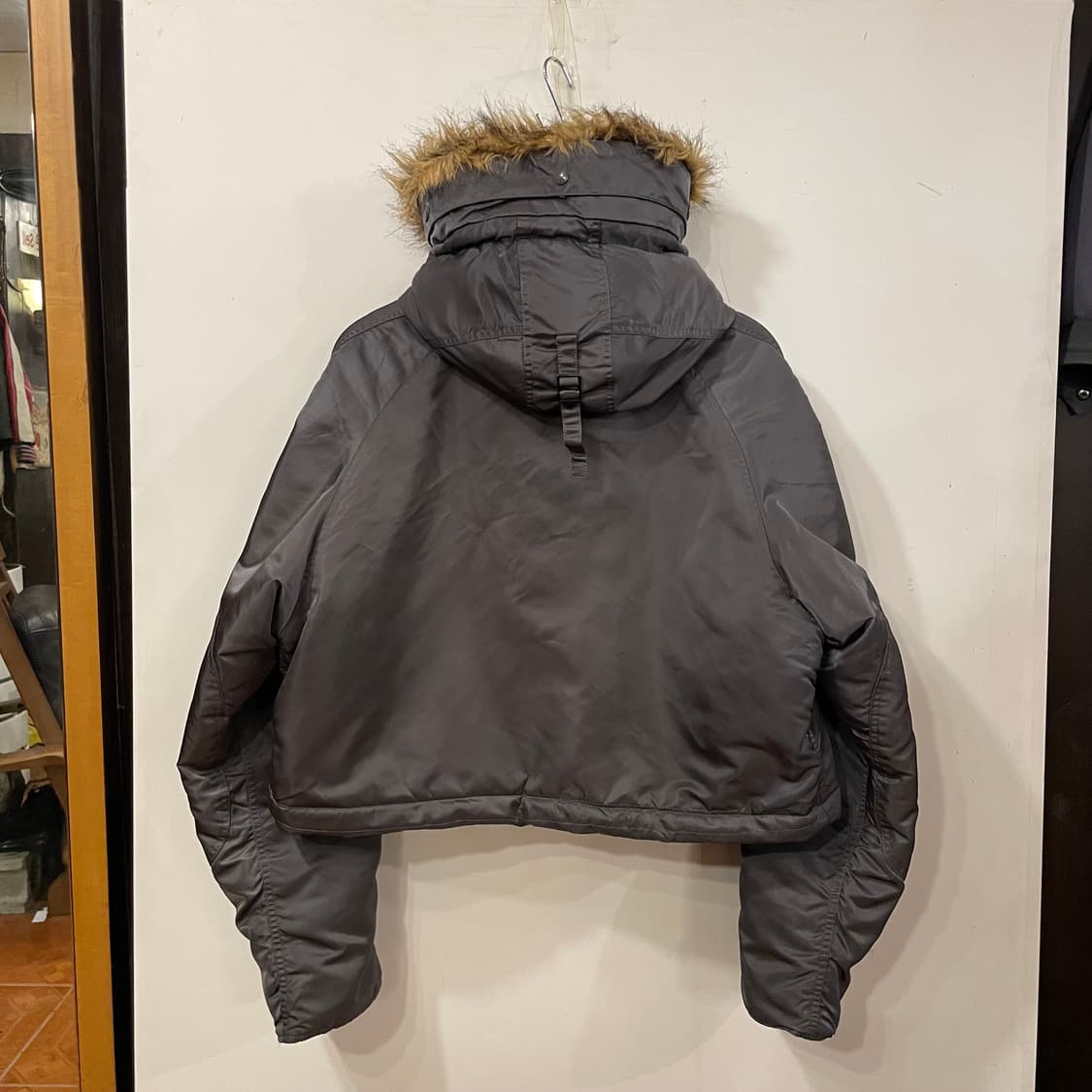 알파인더스트리 리메이크 숏봄버 L 상품이미지5