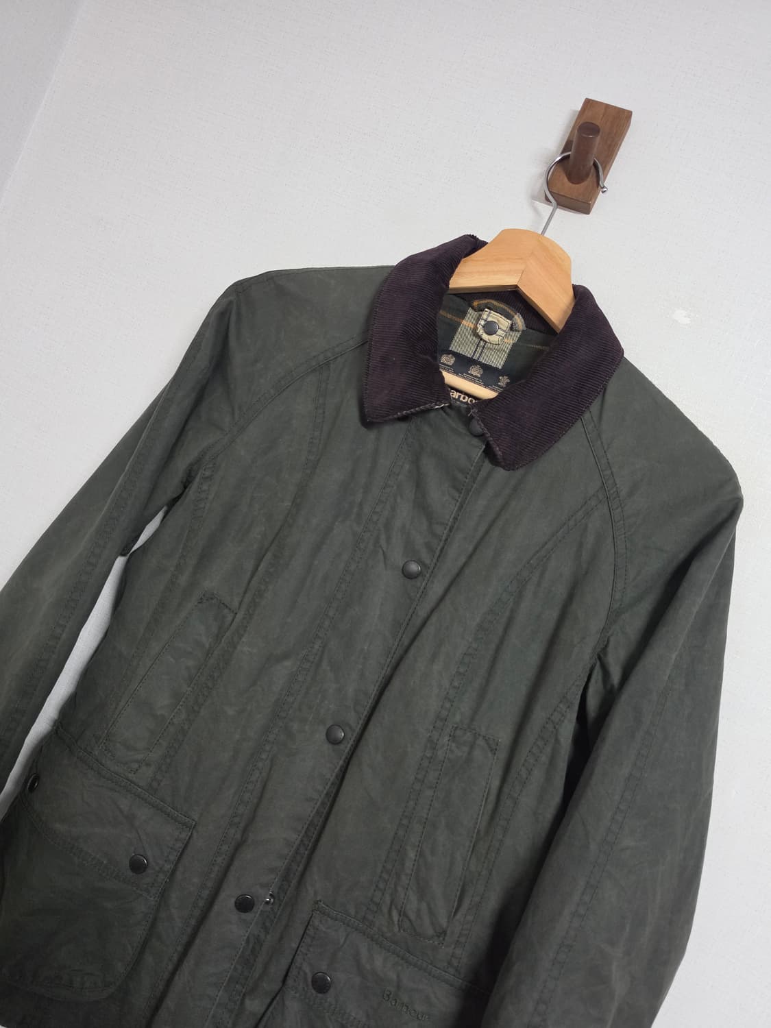 바버 비드넬 왁스 자켓 10 상품이미지2