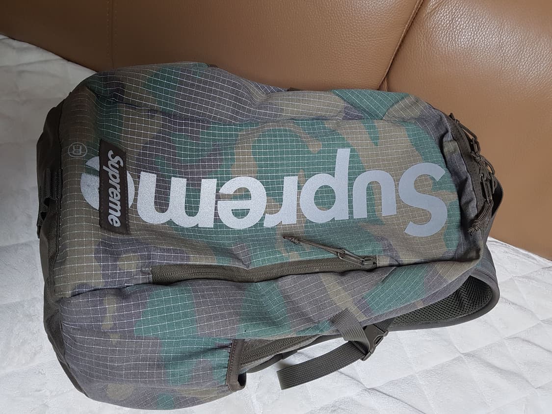 슈프림 백팩 우드랜드 카모 24SS 상품이미지2