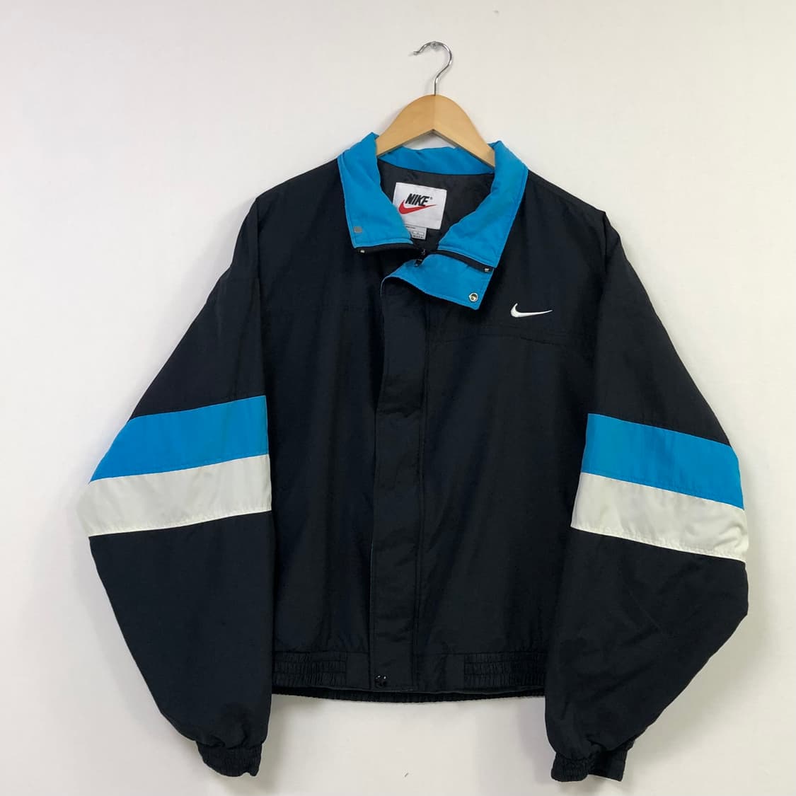 XL 나이키 올드스쿨 바람막이 상품이미지2