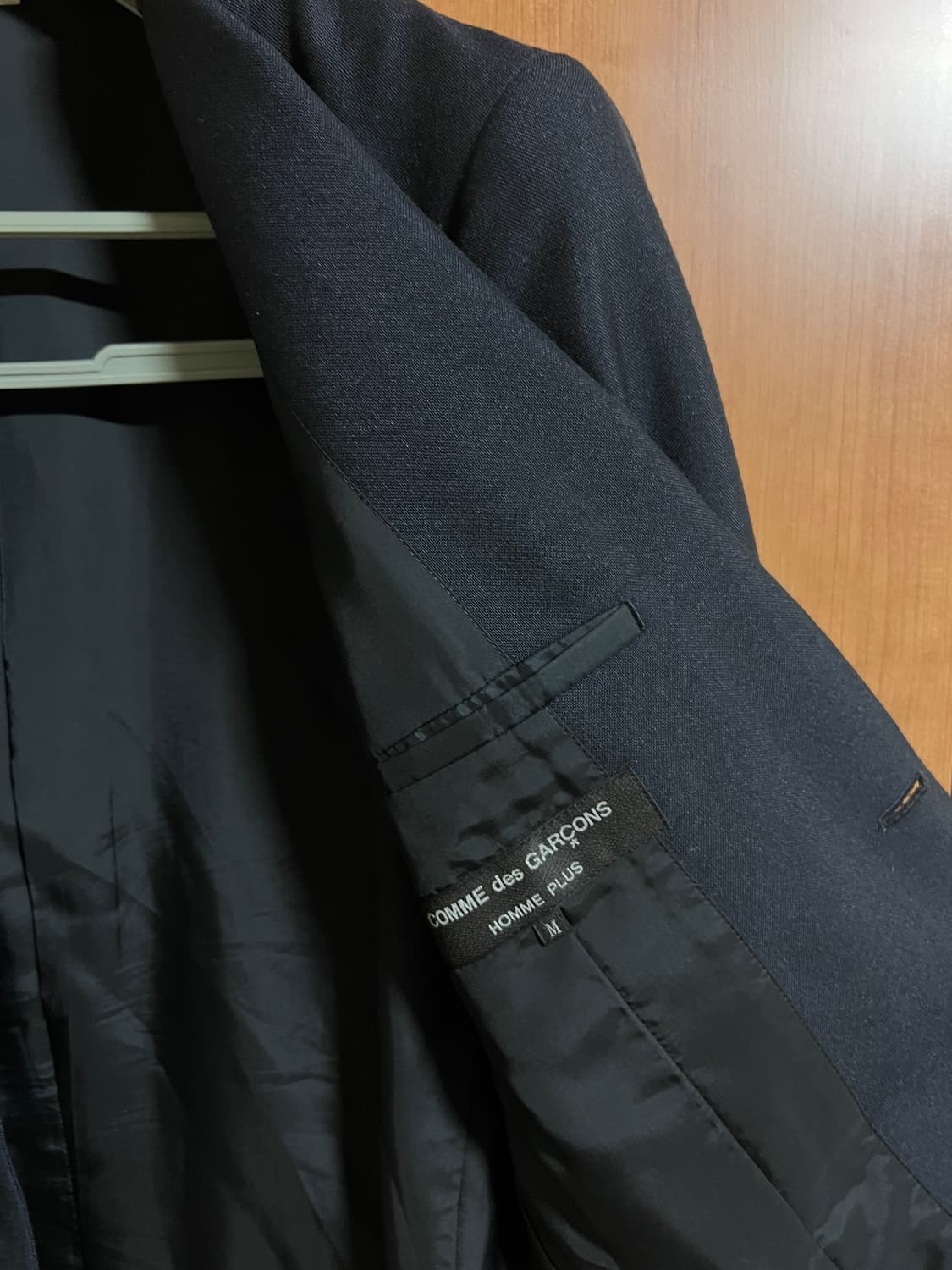 옴므플러스 커팅 자켓 상품이미지2