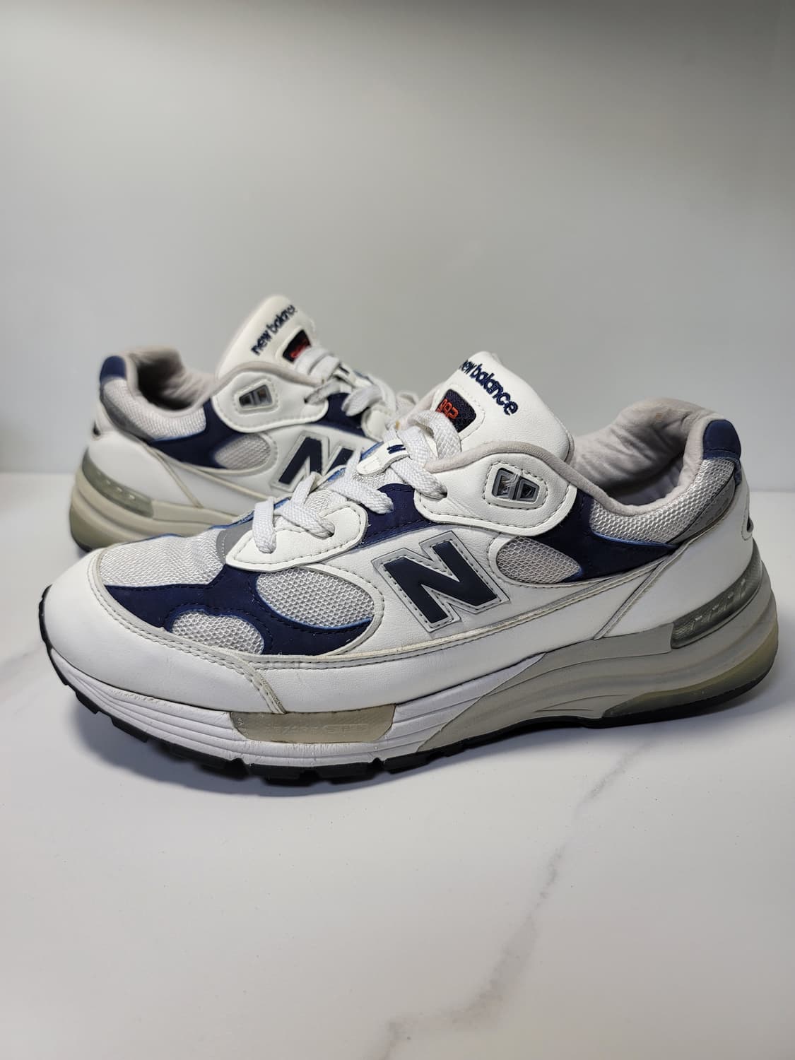 뉴발란스 992 화이트 네이비 MADE IN USA 275 상품이미지1