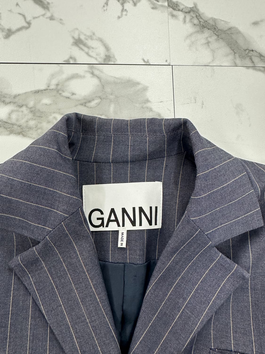 GANNI 가니 네이비 스트라이프 자켓 상품이미지3