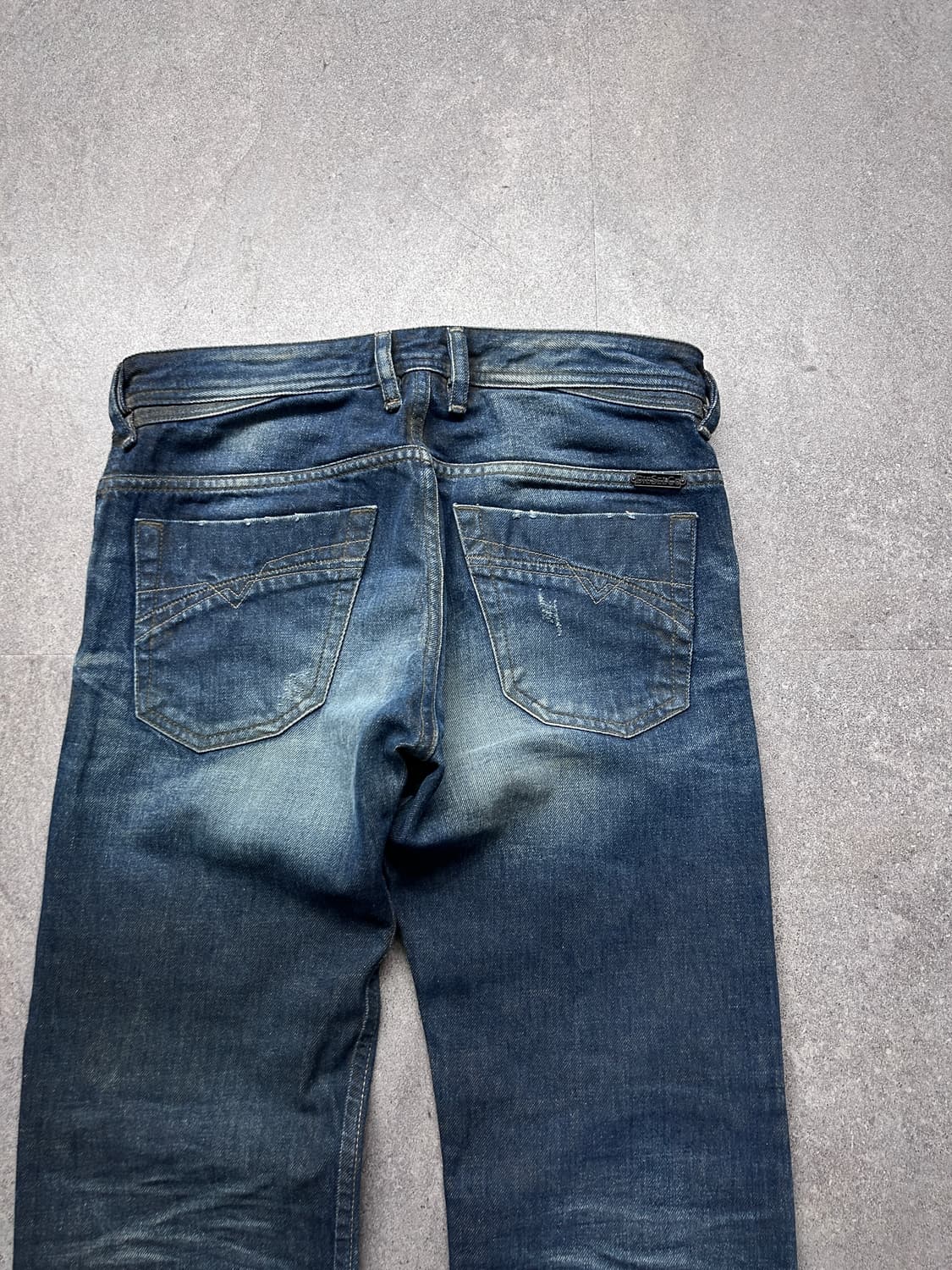 디젤 더스트 워싱 데님 팬츠 상품이미지9