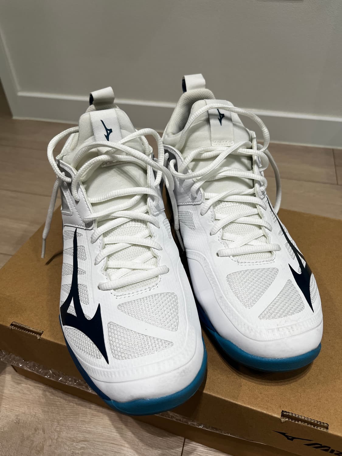 미즈노 운동화 판매 상품이미지2