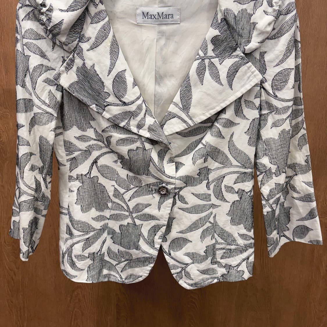막스마라 린넨 블렌드 테일러드 자켓 그레이 플로럴 자수 디테일 아이보리 상품이미지5