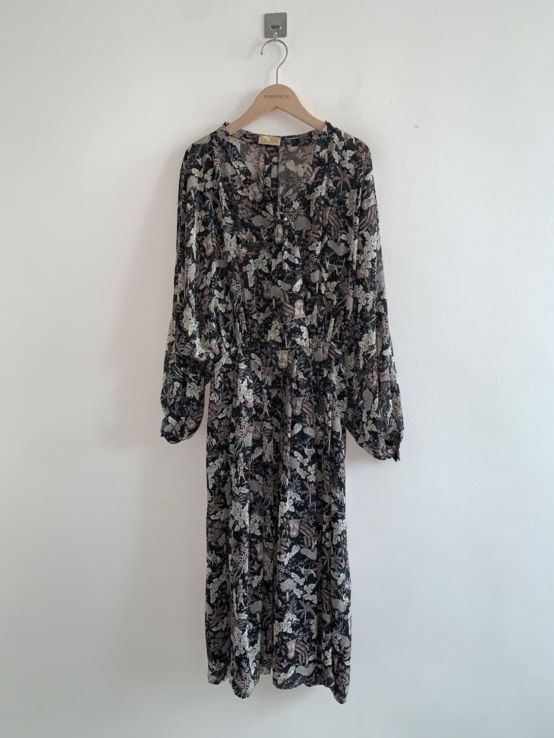 Bohemian tie v neck dress 상품이미지1
