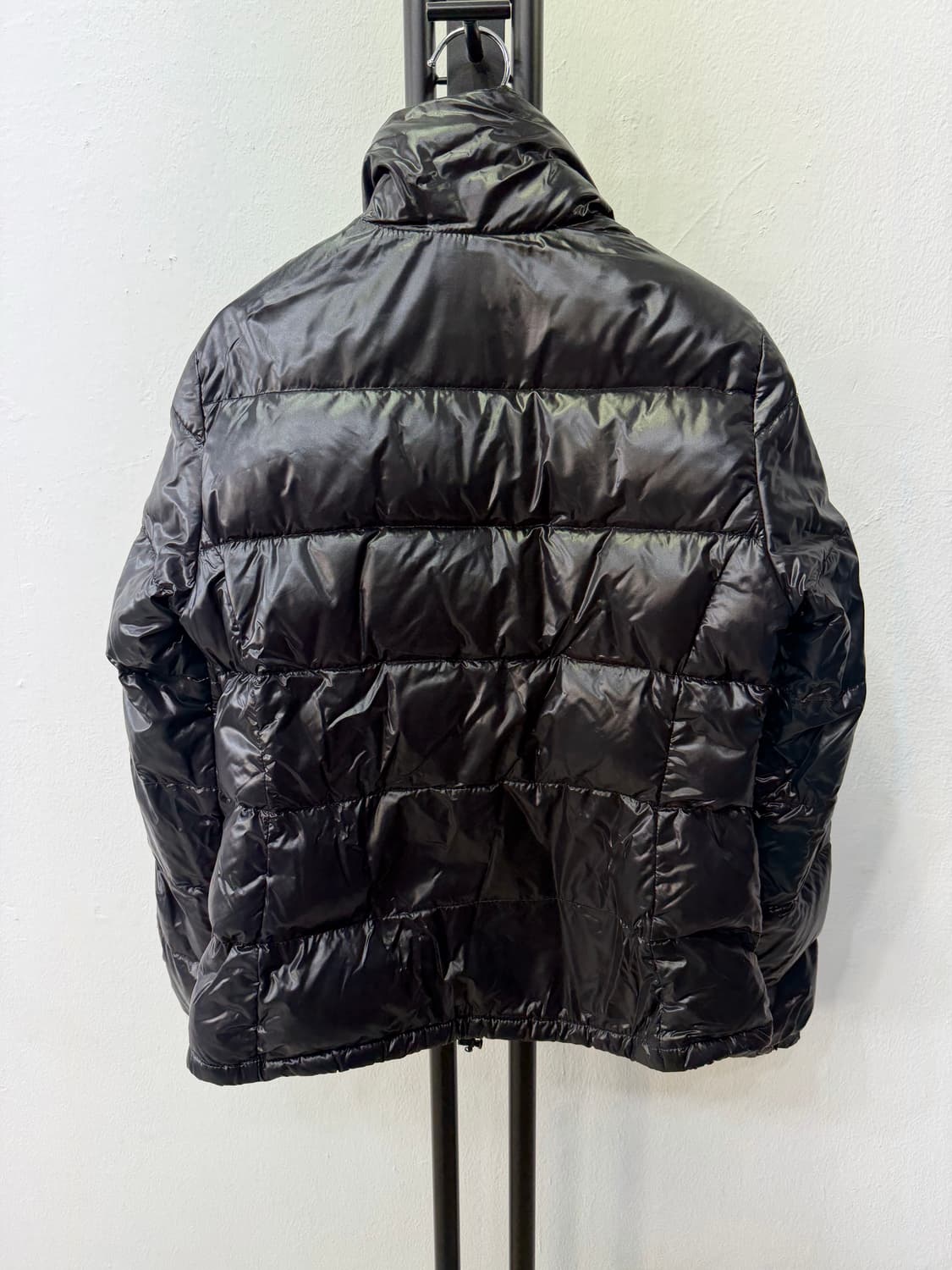 정품) 몽클레어 여성 빅와펜 숏패딩 1 상품이미지5