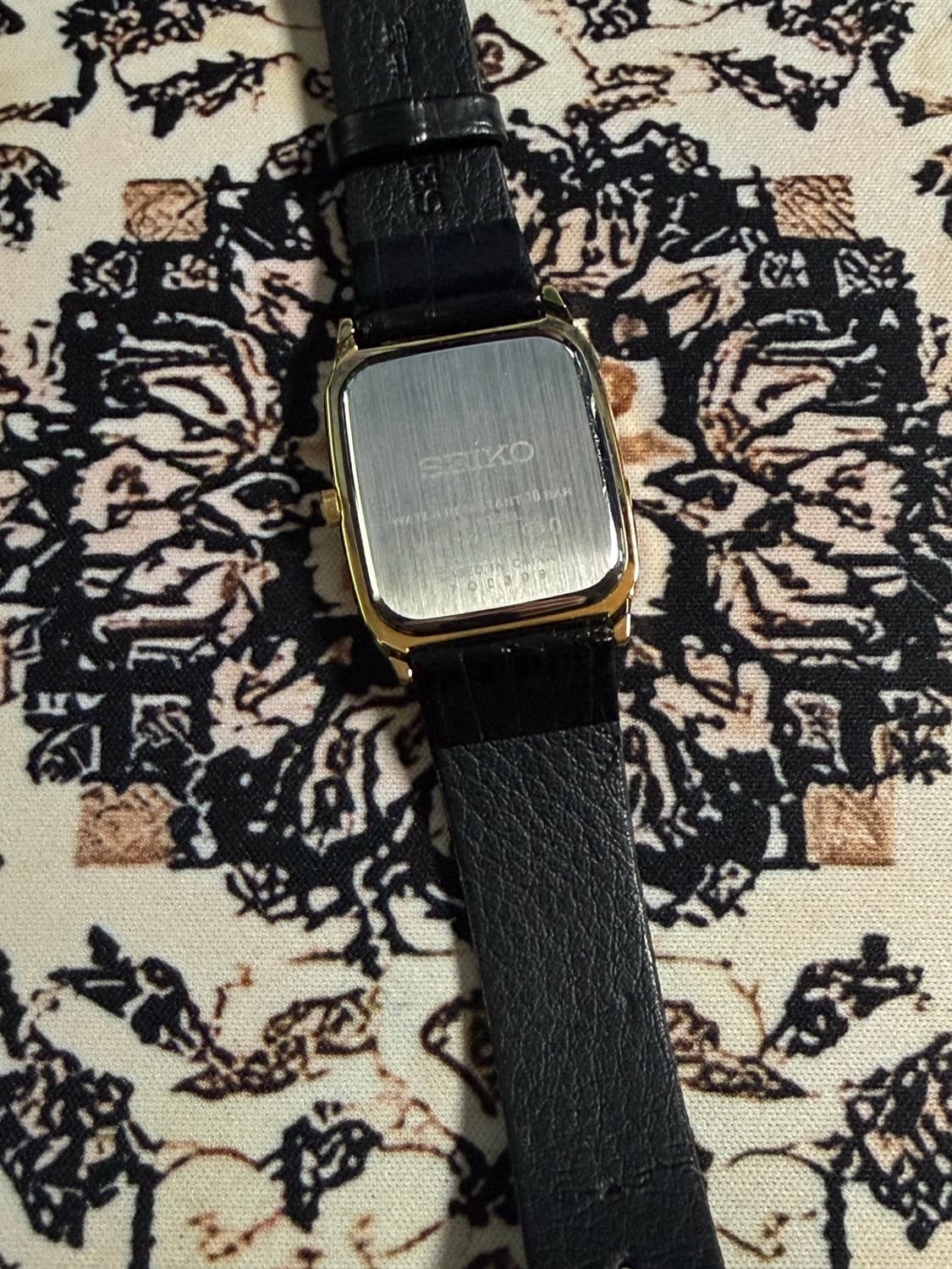 SEIKO 빈티지 쿼츠 시계 상품이미지4