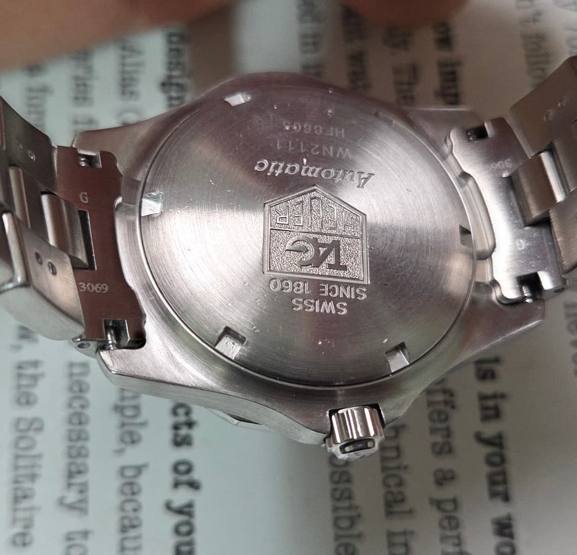 태그호이어 프로페셔널 2000 블랙 와플판 오토매틱 브레이슬릿 ver. 상품이미지9