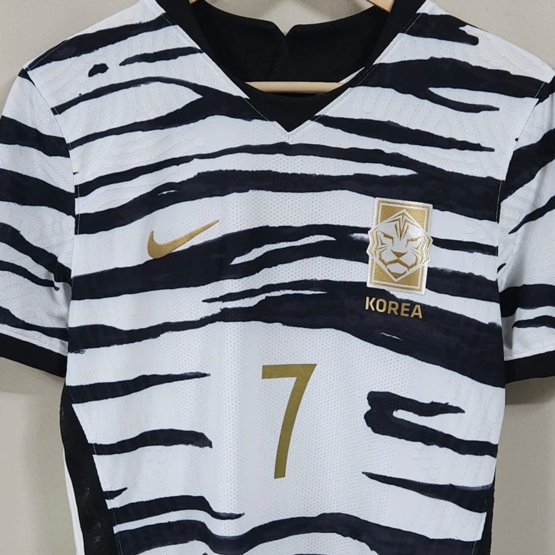 100 NIKE 나이키 대한민국 국대 어웨이 유니폼 손흥민 19-20시즌 상품이미지2