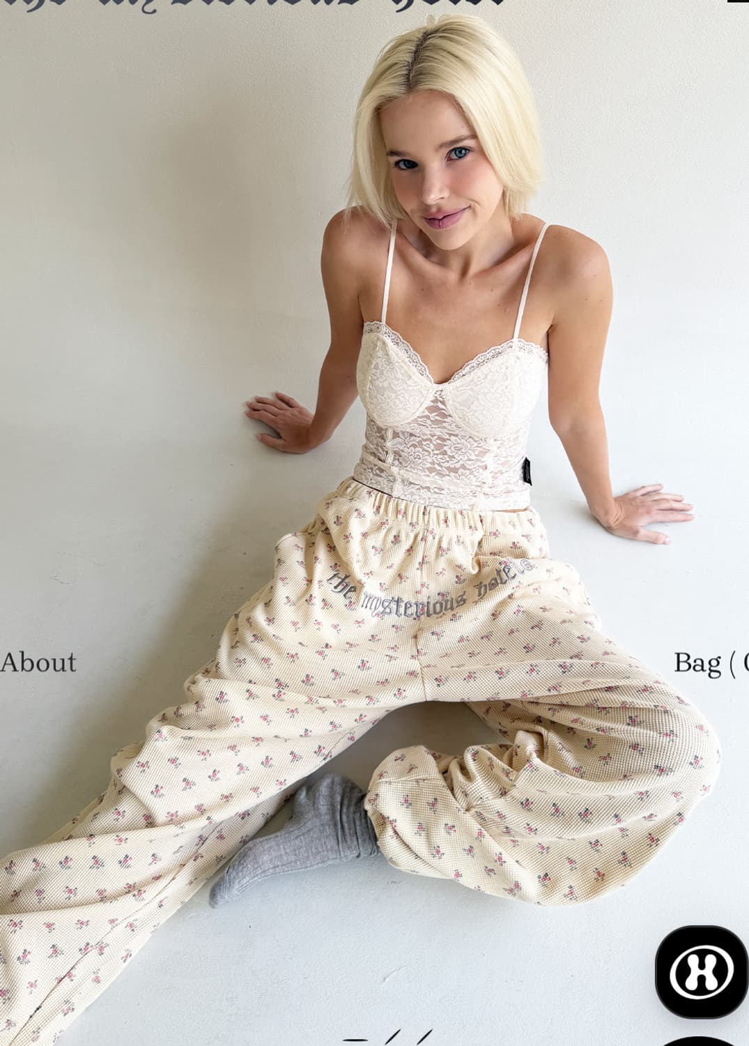 미스테리어스호텔 플라워 팬츠 상품이미지1