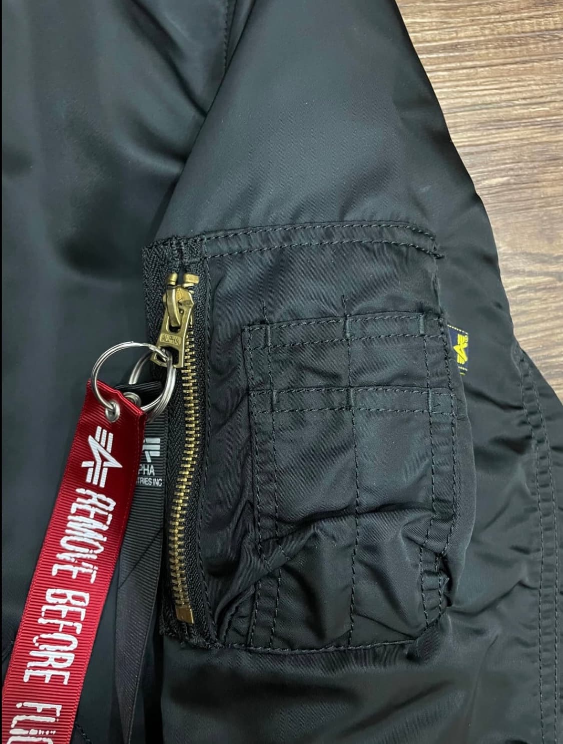 알파인더스트리 ma-1 플라이트 자켓 항공점퍼 블랙 상품이미지4