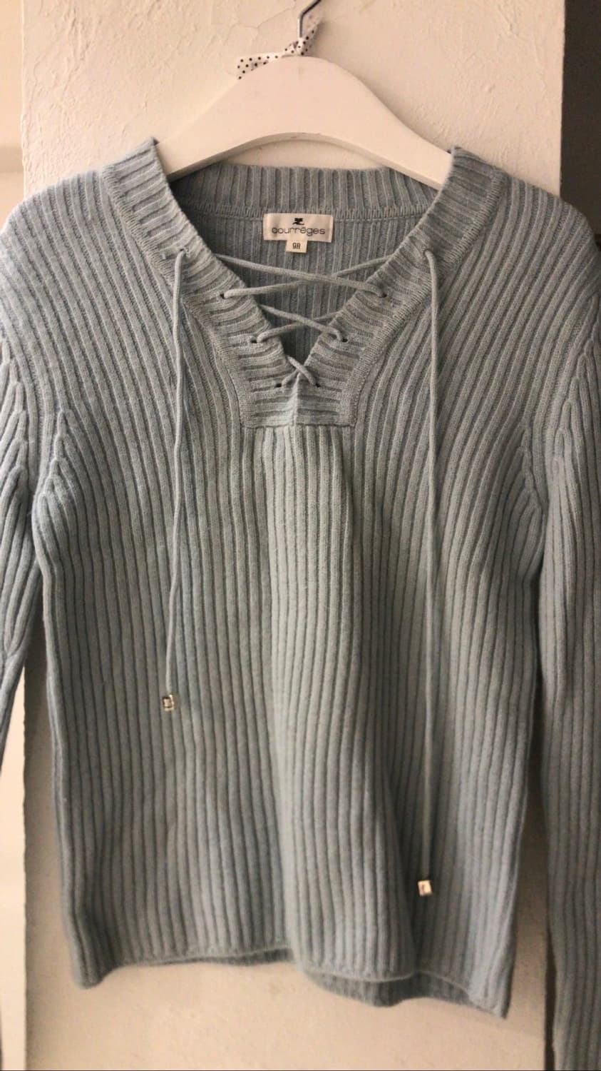 꾸레쥬 스트링 니트 상품이미지1