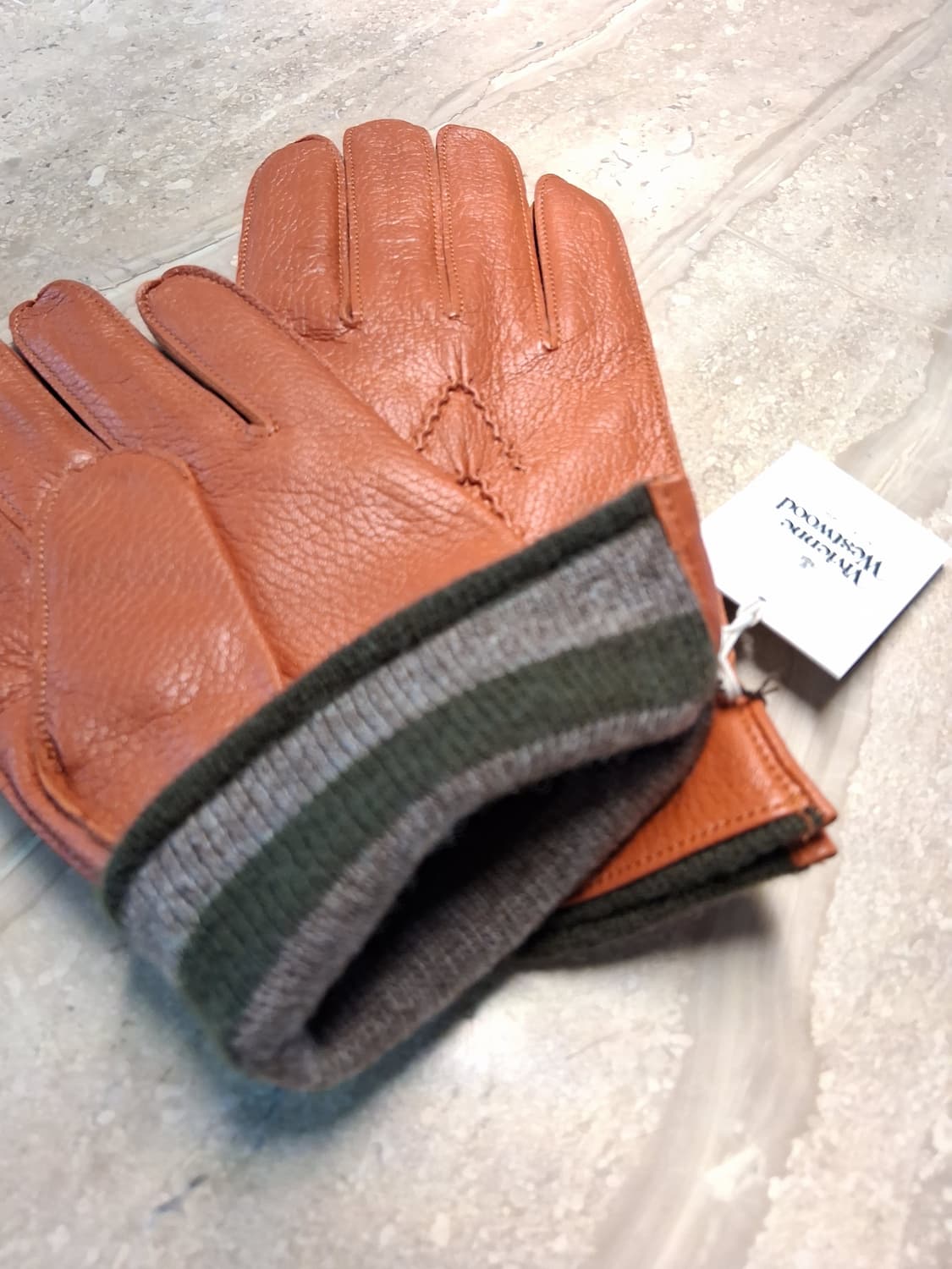 비비안웨스트우드 남성용 V 스티치 가죽 장갑 오렌지 25cm (새상품) 상품이미지6