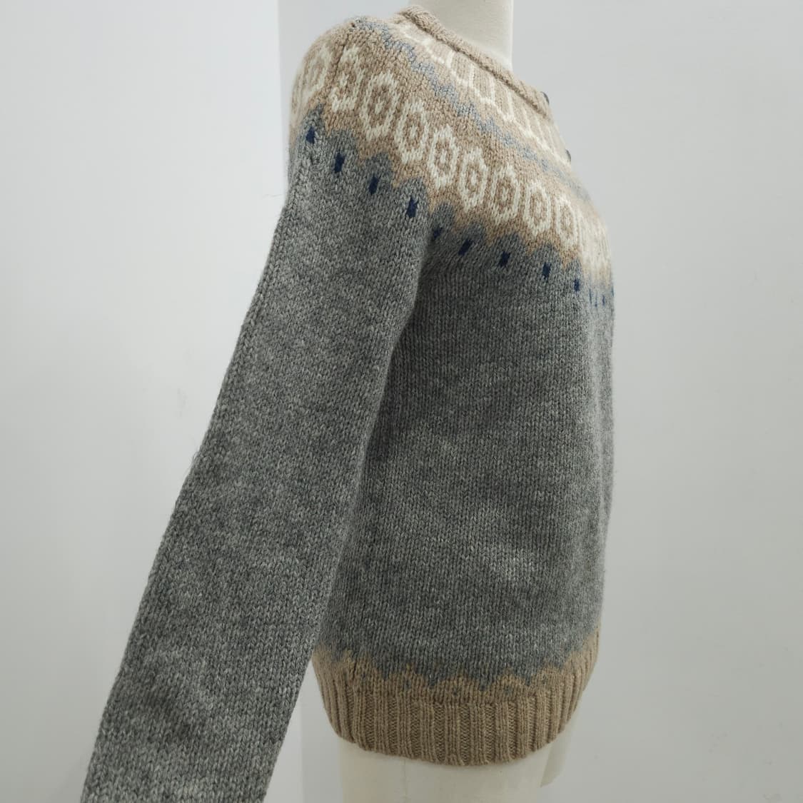 노르딕 울100% 숄더버튼 니트 스웨터 상품이미지2